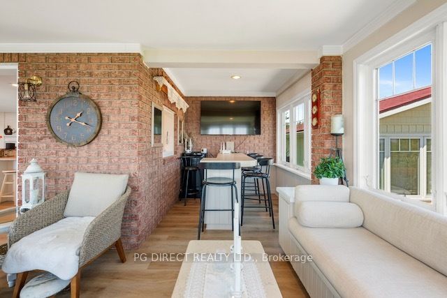 9 Shoreline Road Property Photo 7