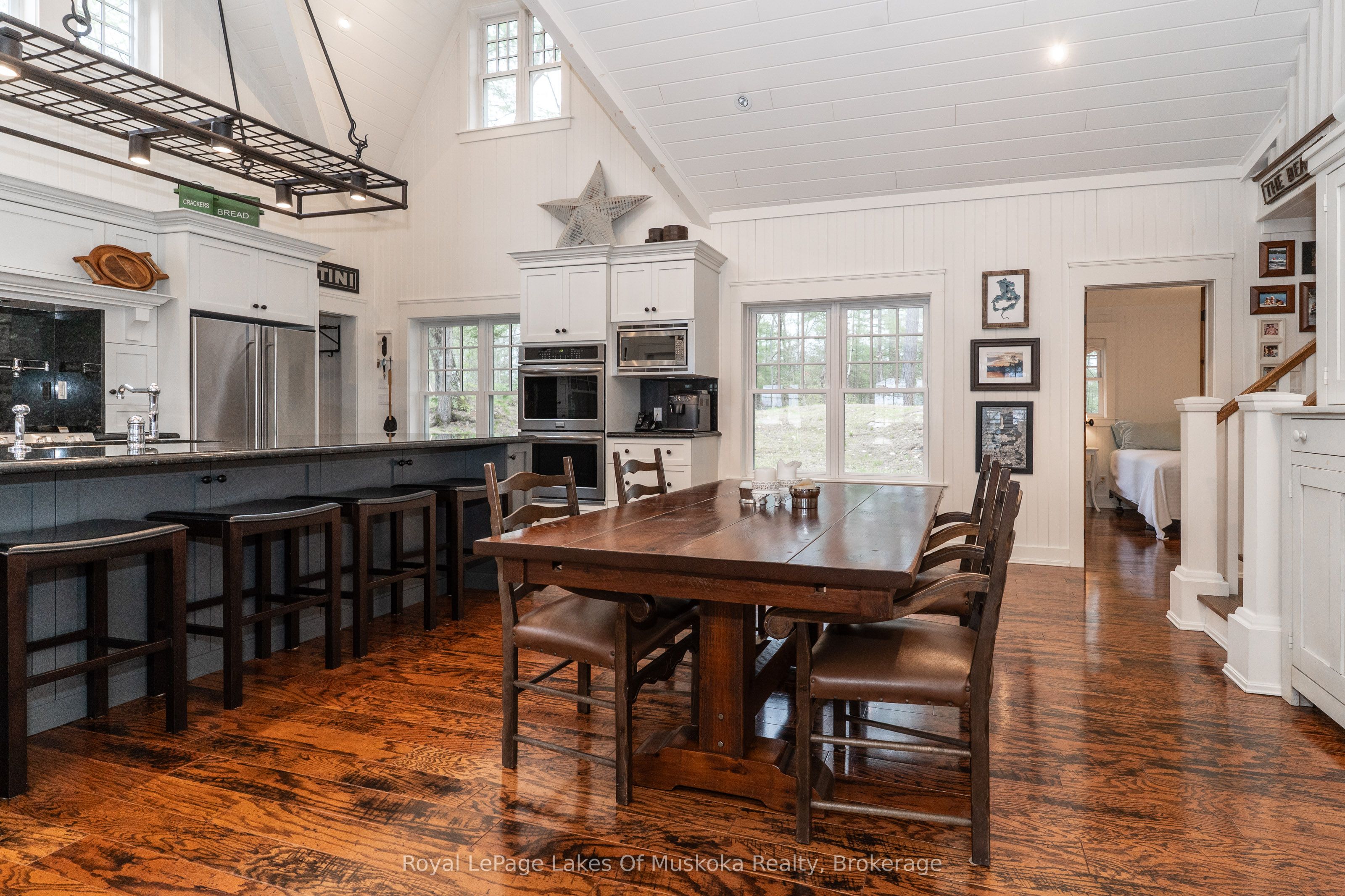 27 Island 2ml Property Photo 11