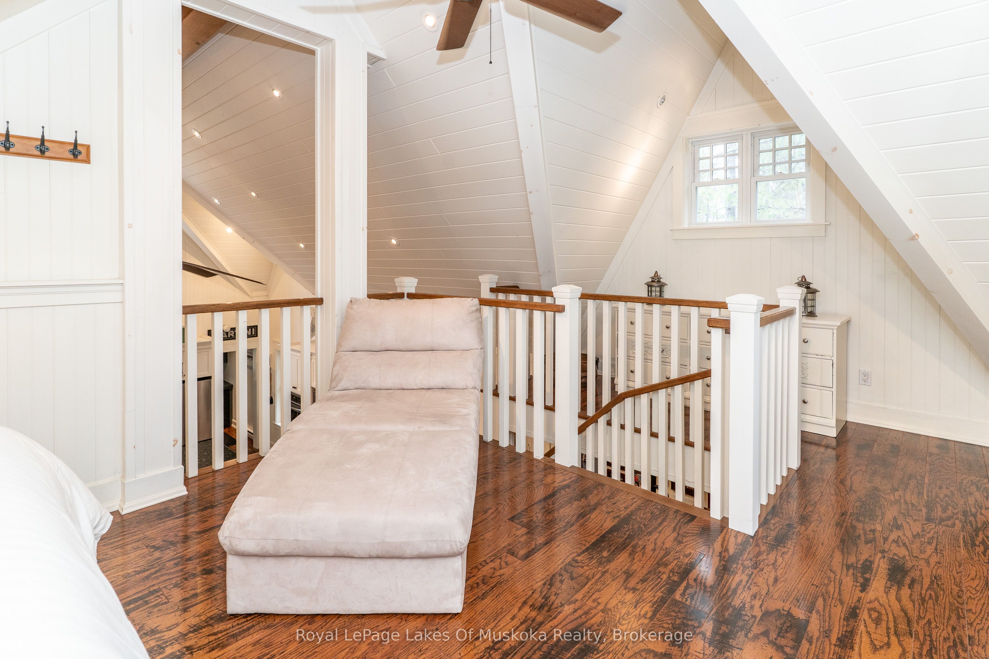 27 Island 2ml Property Photo 17