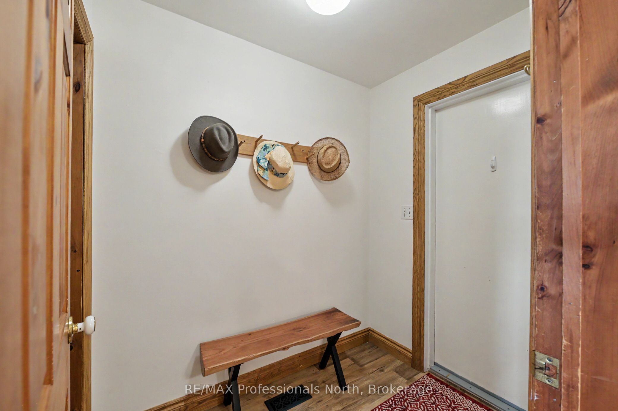 1392 Tennyson Road Property Photo 17