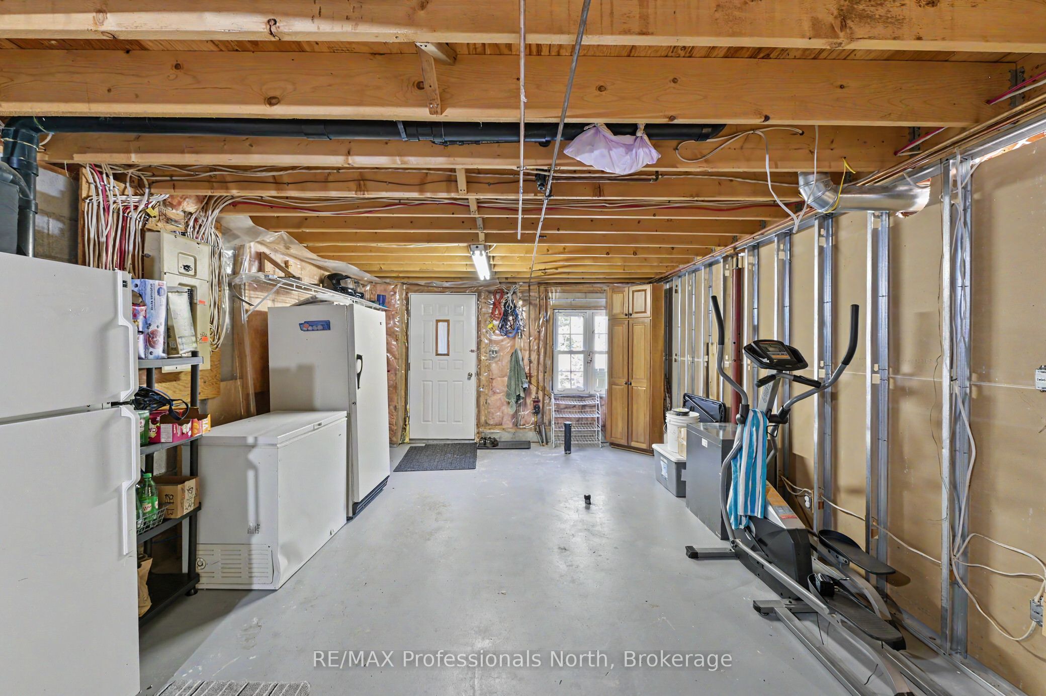 1392 Tennyson Road Property Photo 29