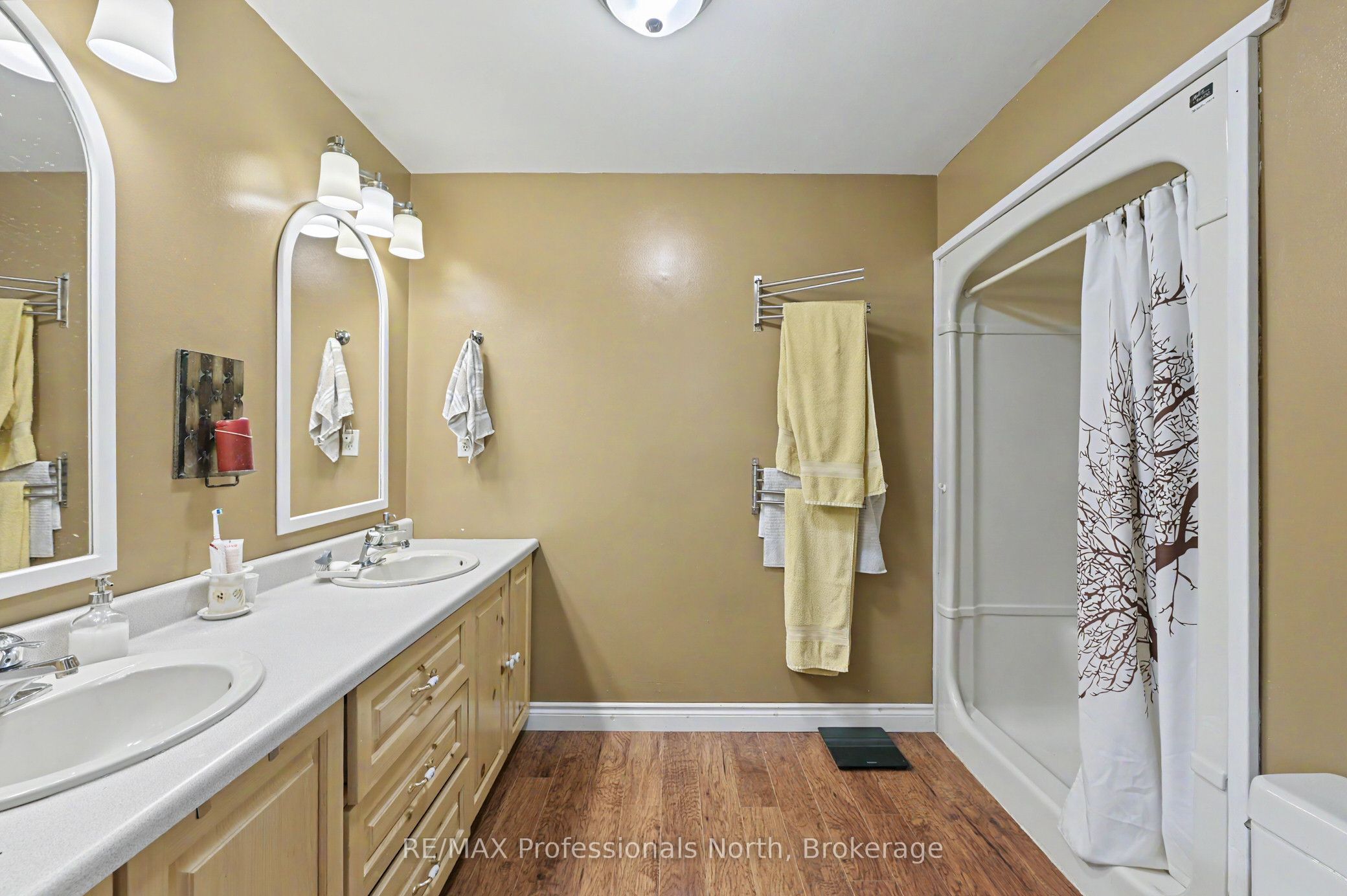 1392 Tennyson Road Property Photo 33