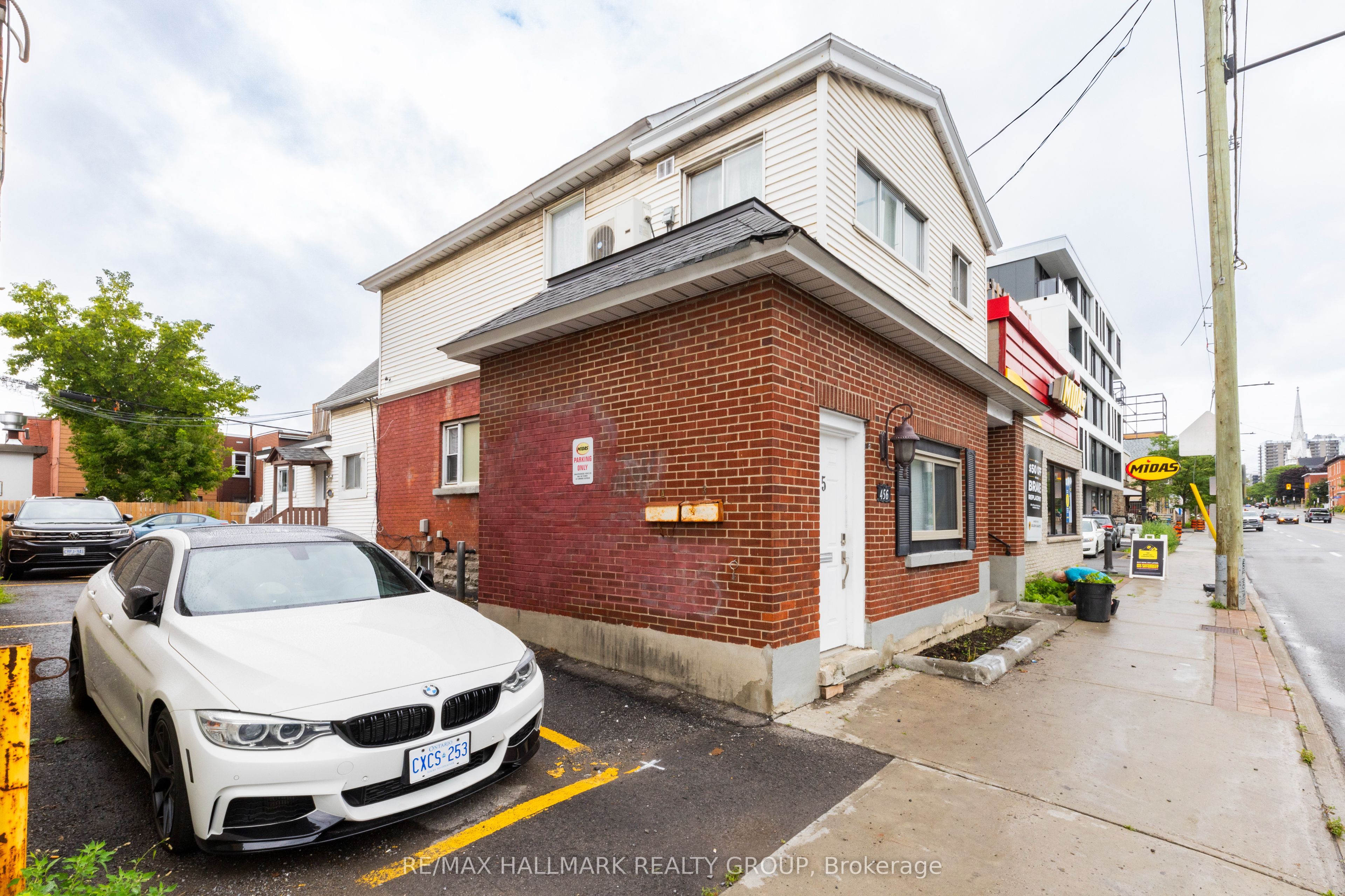 456 BRONSON Avenue 4 Property Photo 1