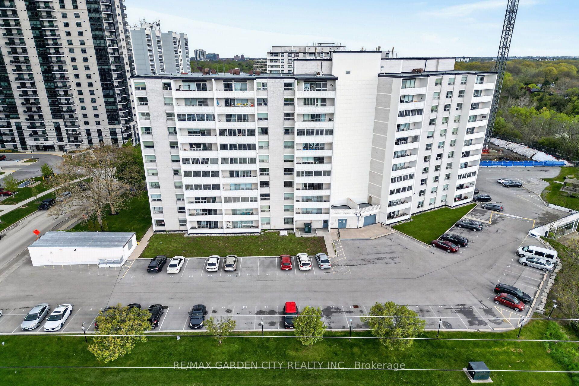 35 Towering Heights Boulevard 106 Property Photo 3