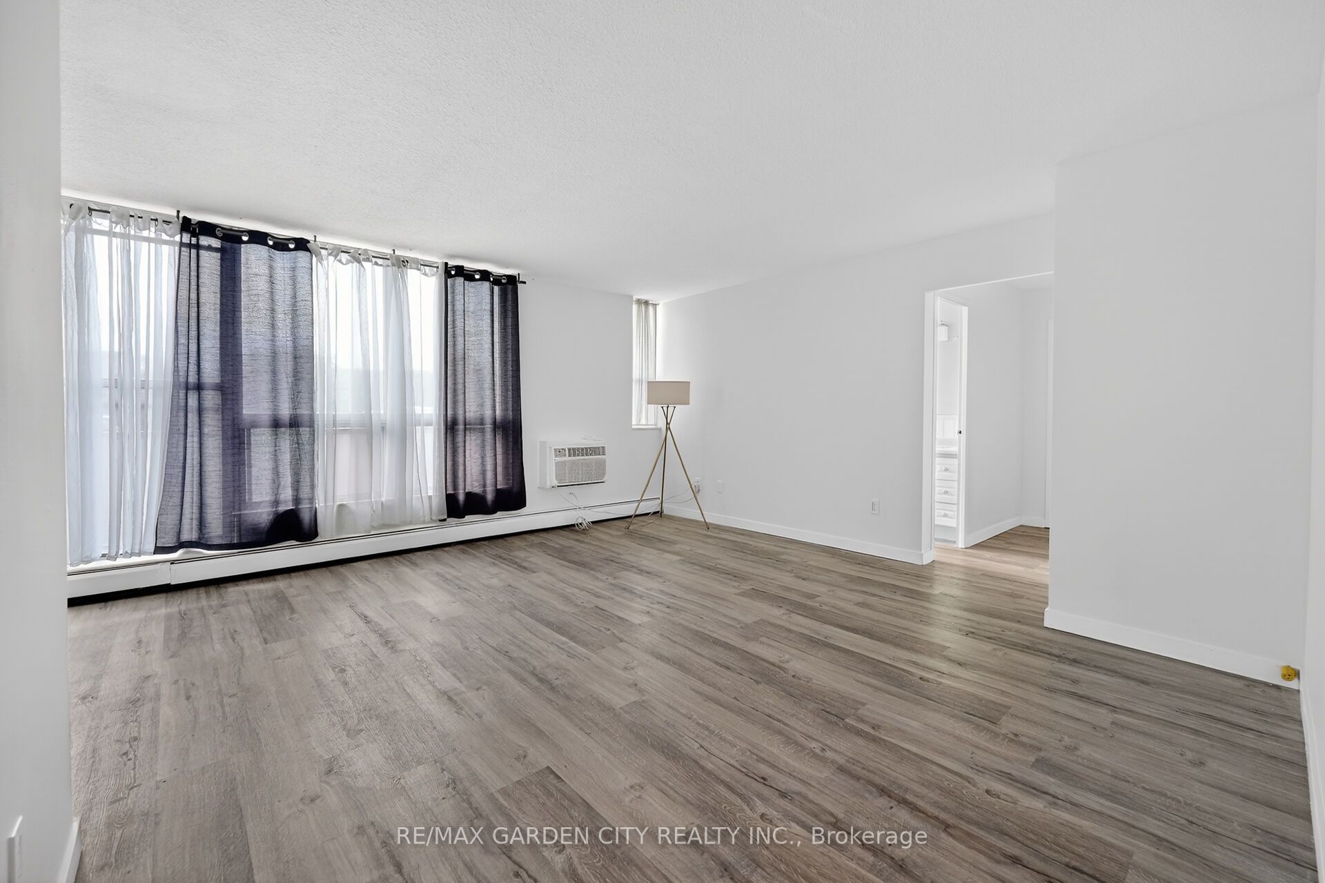 35 Towering Heights Boulevard 106 Property Photo 15
