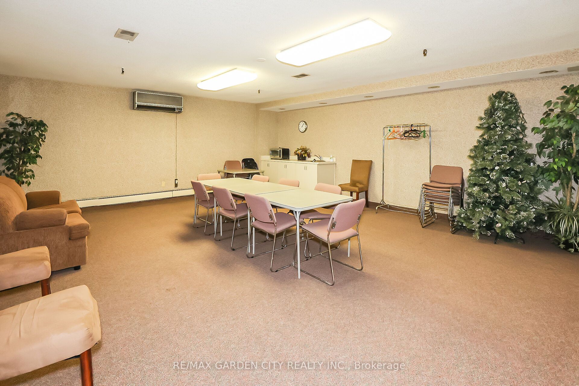 35 Towering Heights Boulevard 106 Property Photo 40