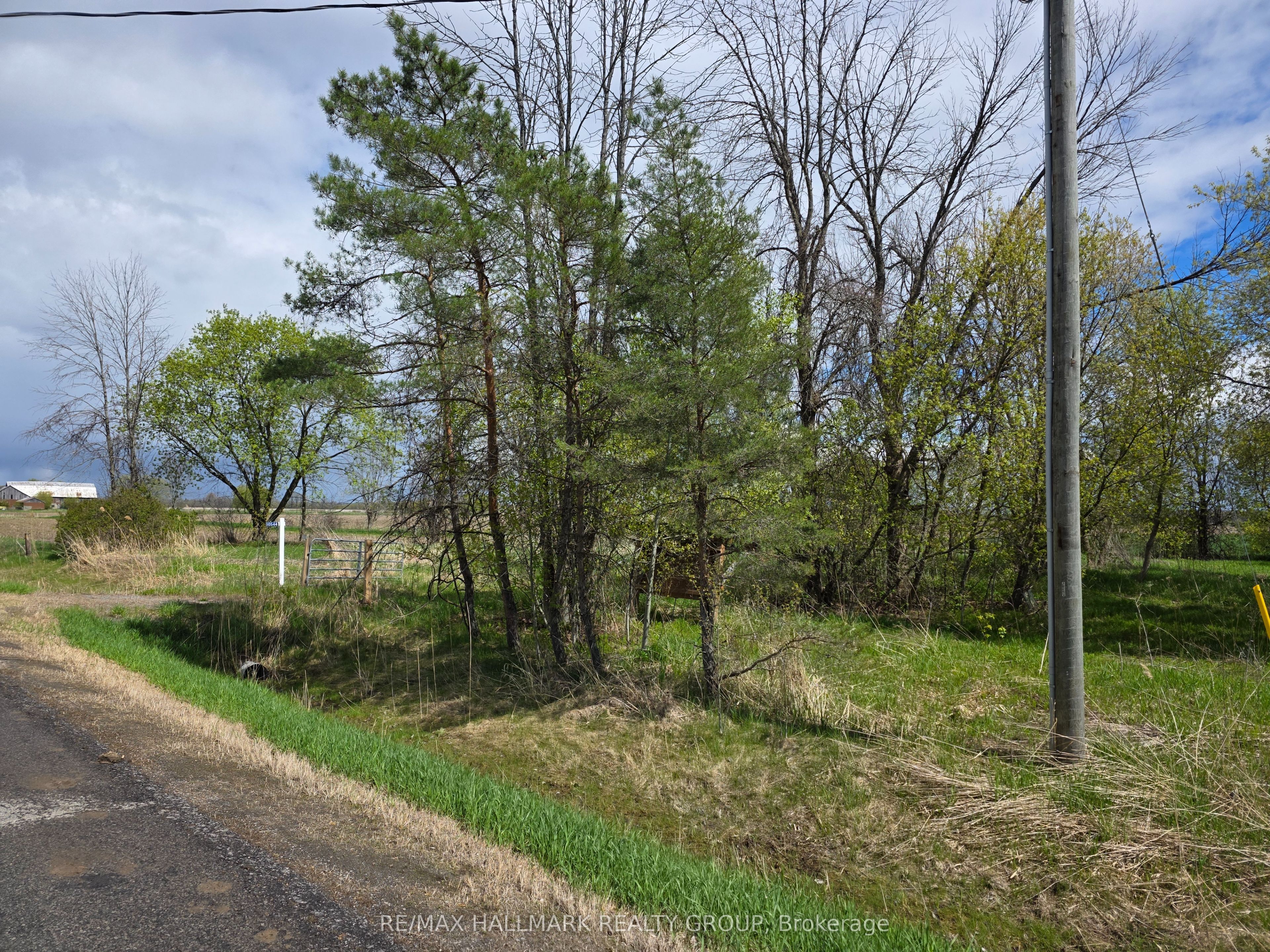 10544 Cook Road Property Photo 1