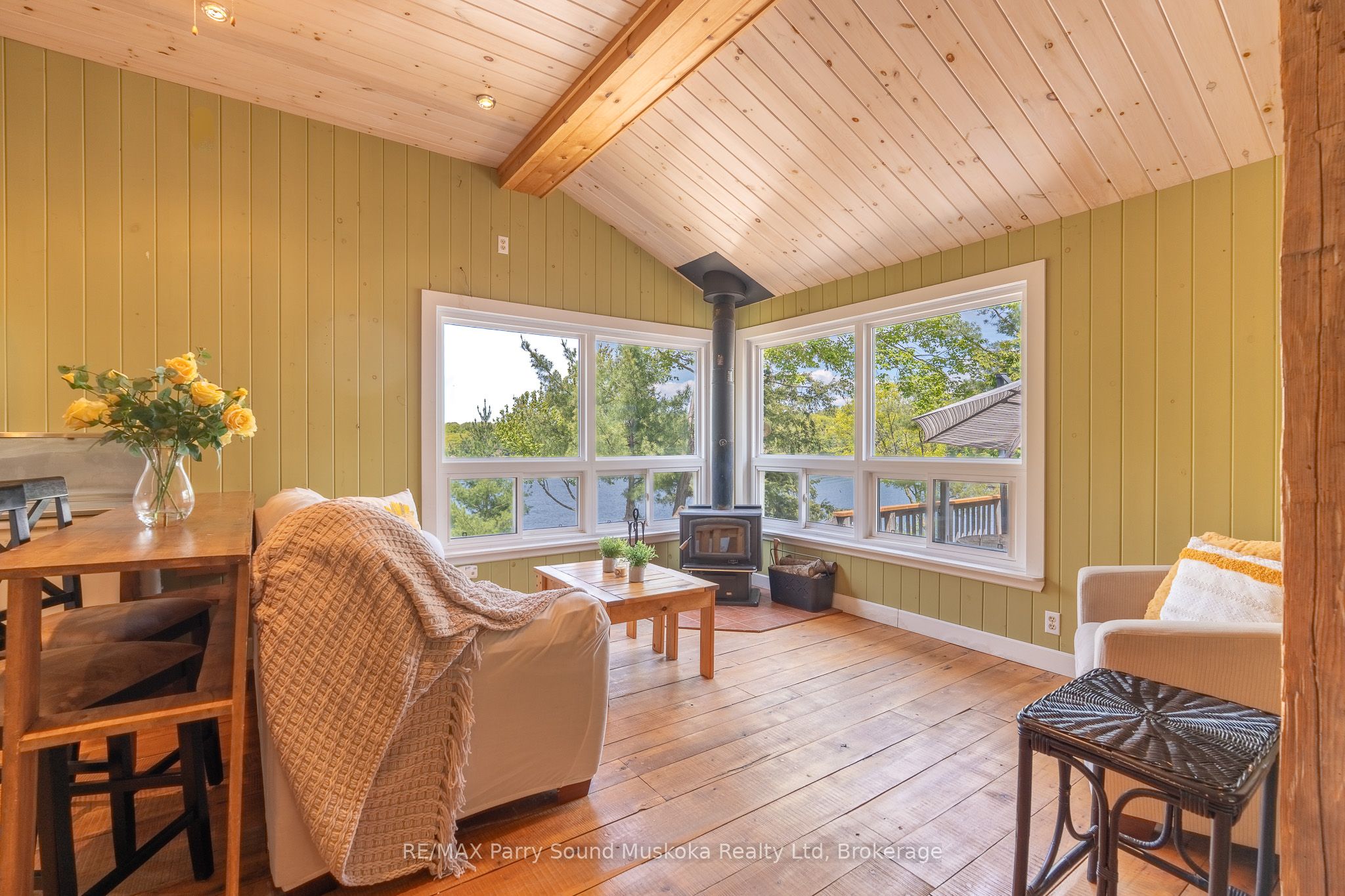 7 Isabella Island Property Photo 5