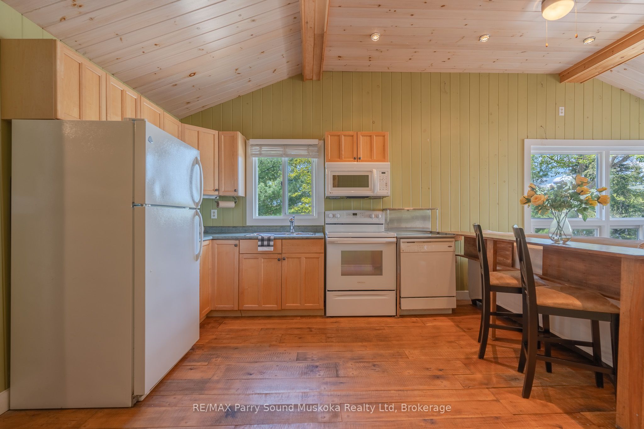 7 Isabella Island Property Photo 8