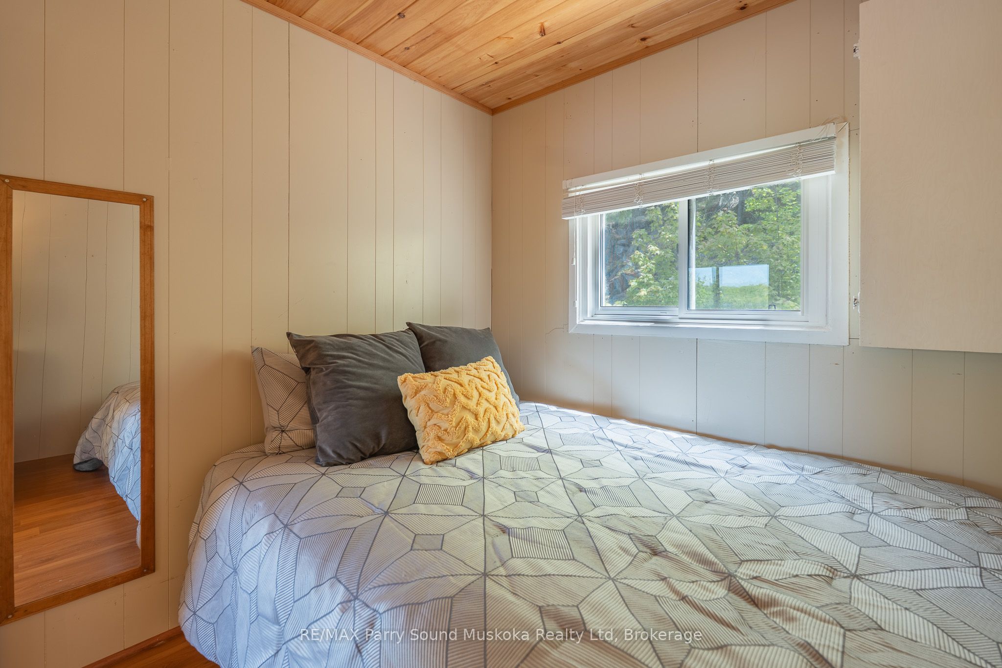 7 Isabella Island Property Photo 10