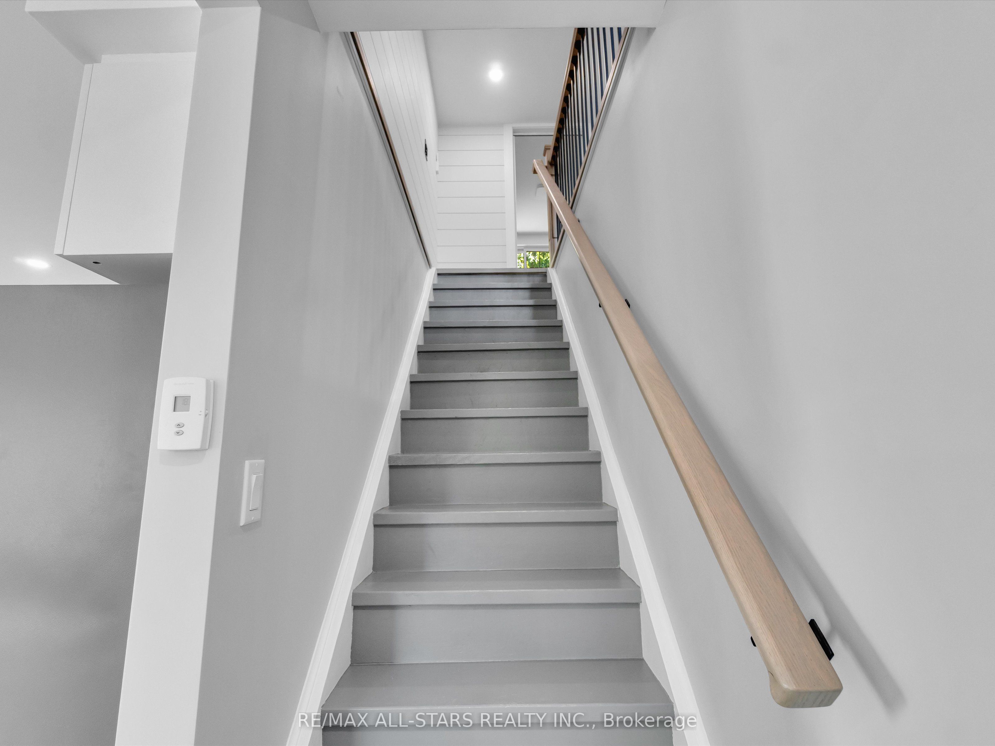 1435 Falkenburg Road Property Photo 33