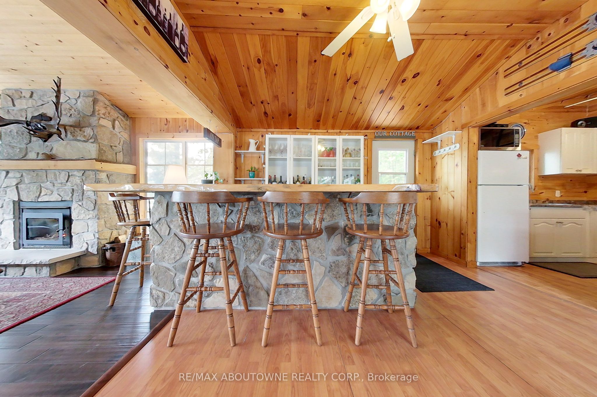 347 Weslemkoon Lake Property Photo 14