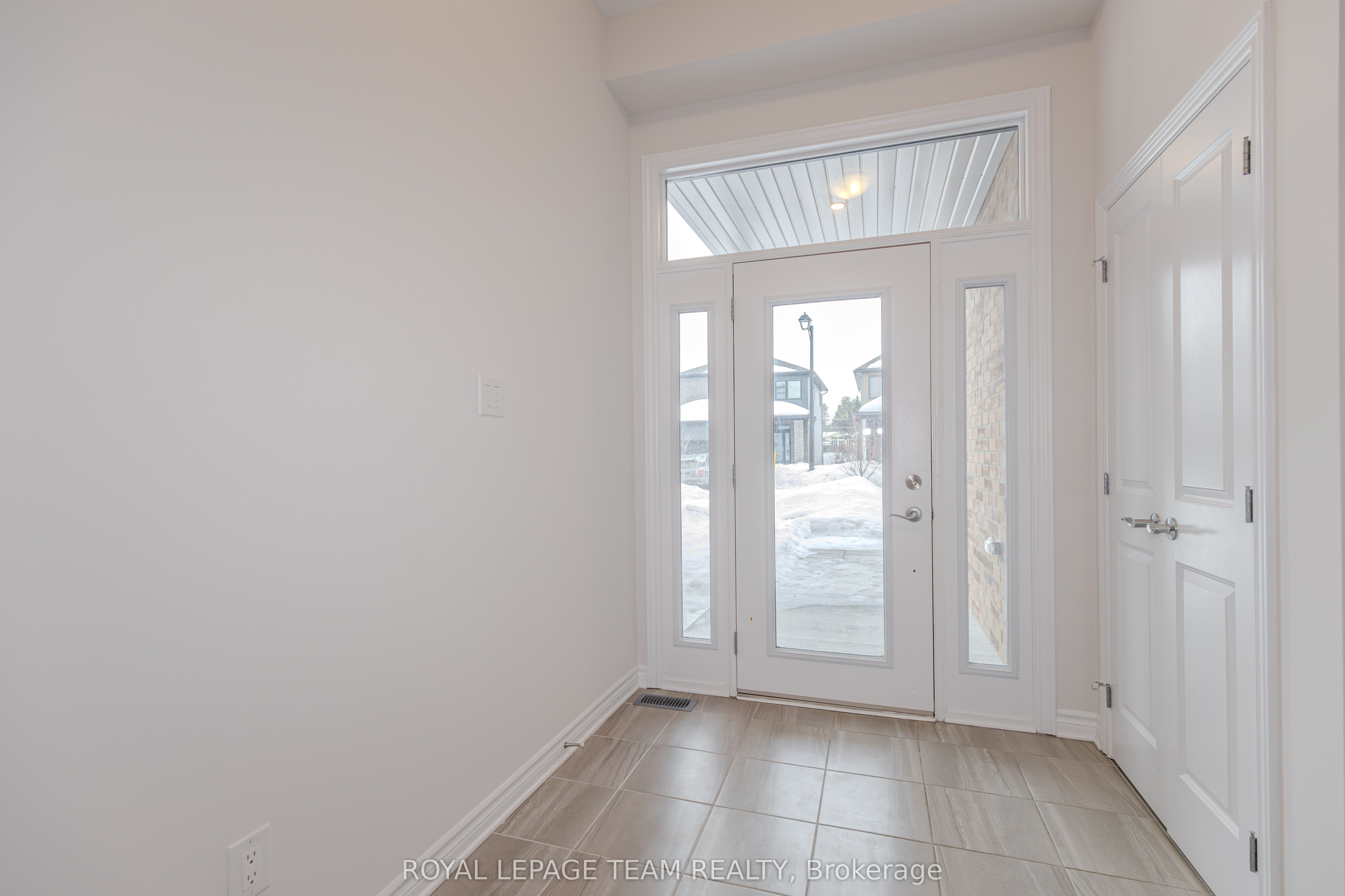 608 Enclave Lane Property Photo 3