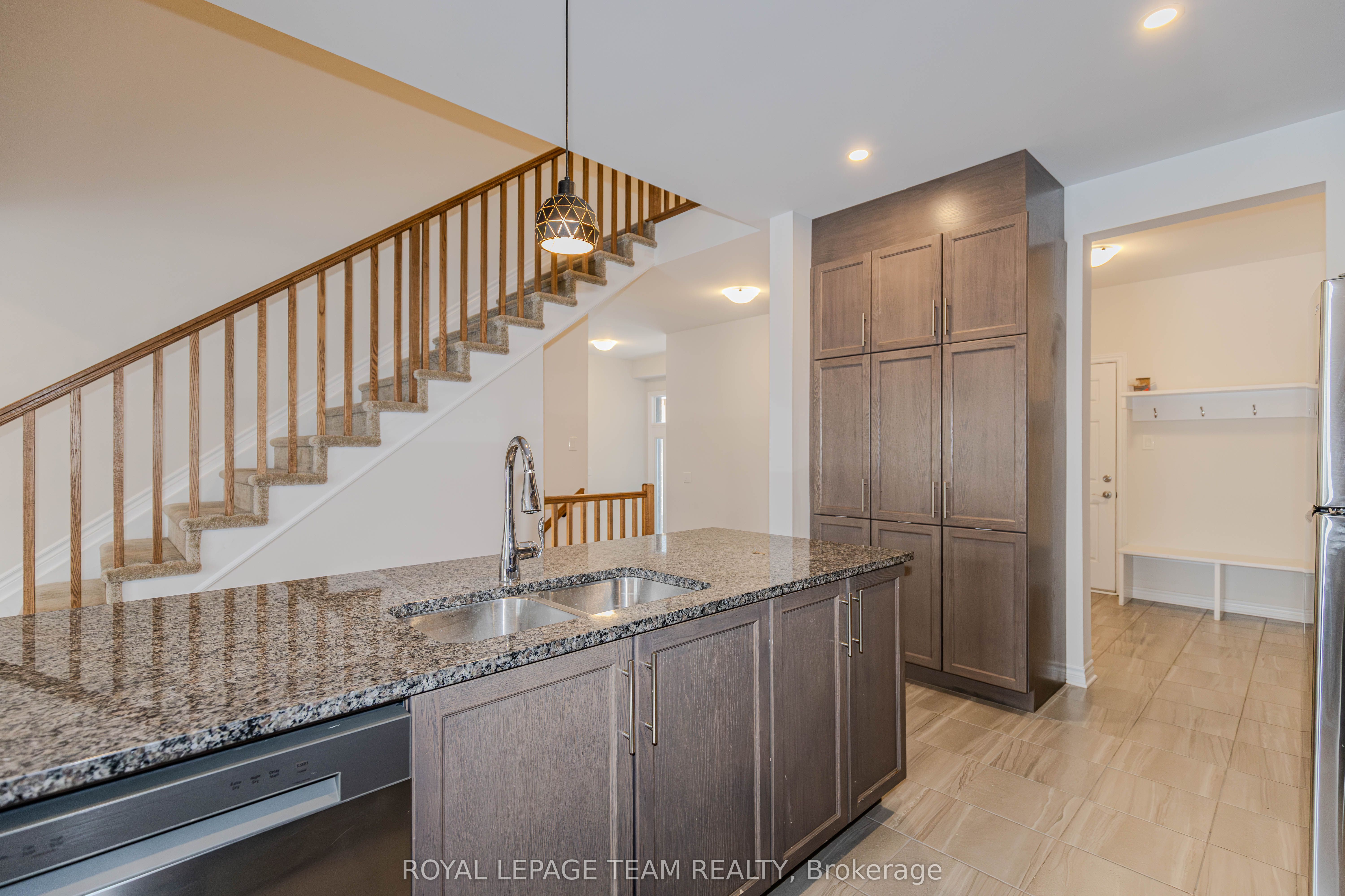 608 Enclave Lane Property Photo 14