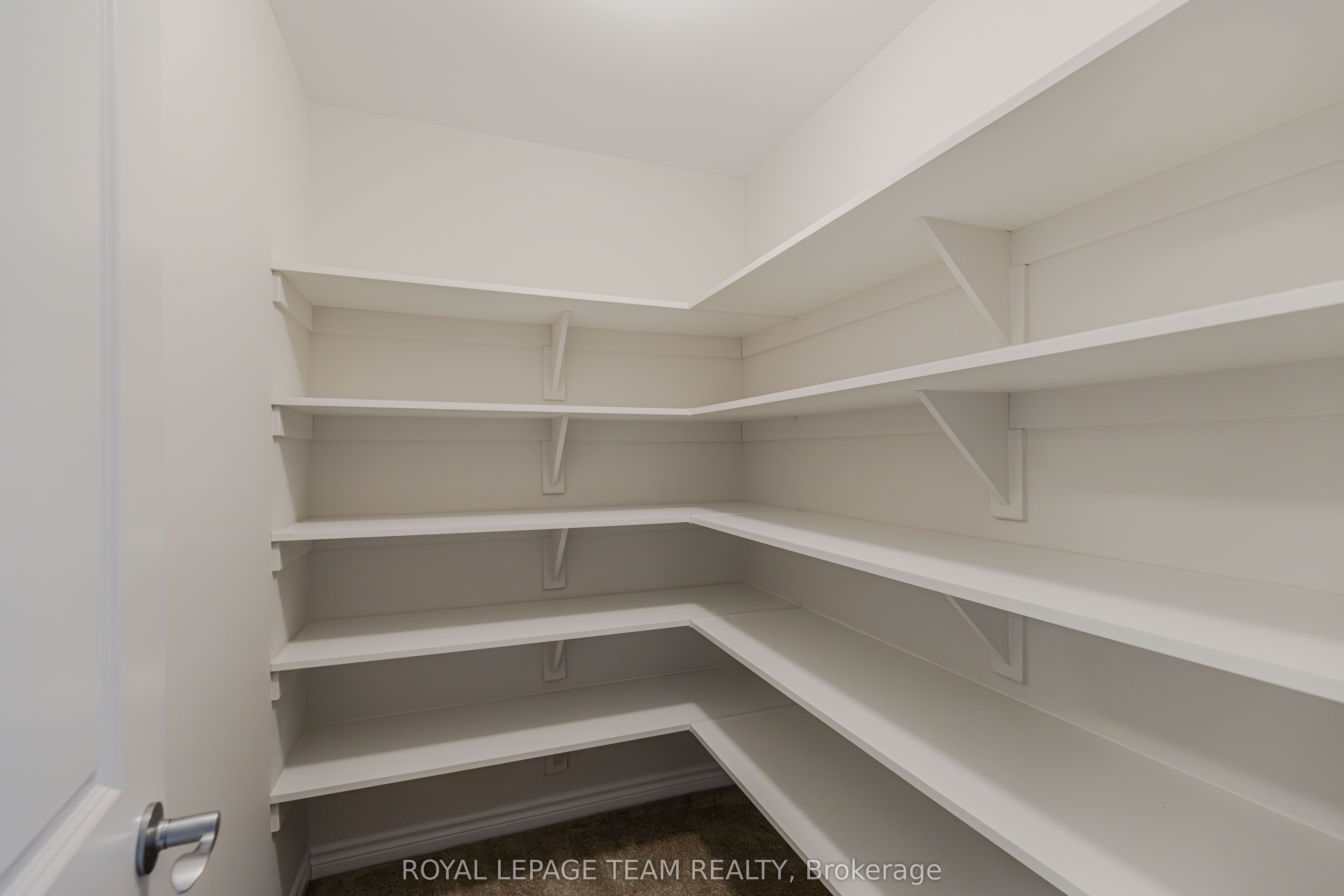 608 Enclave Lane Property Photo 46