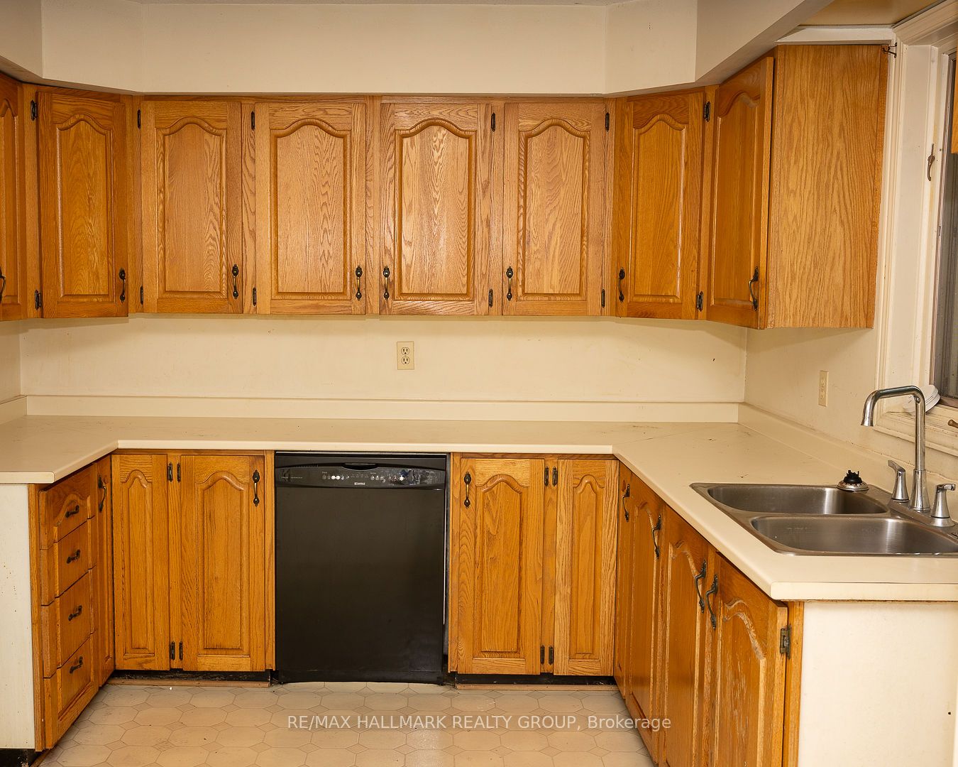 15 Birchdale Avenue Property Photo 10