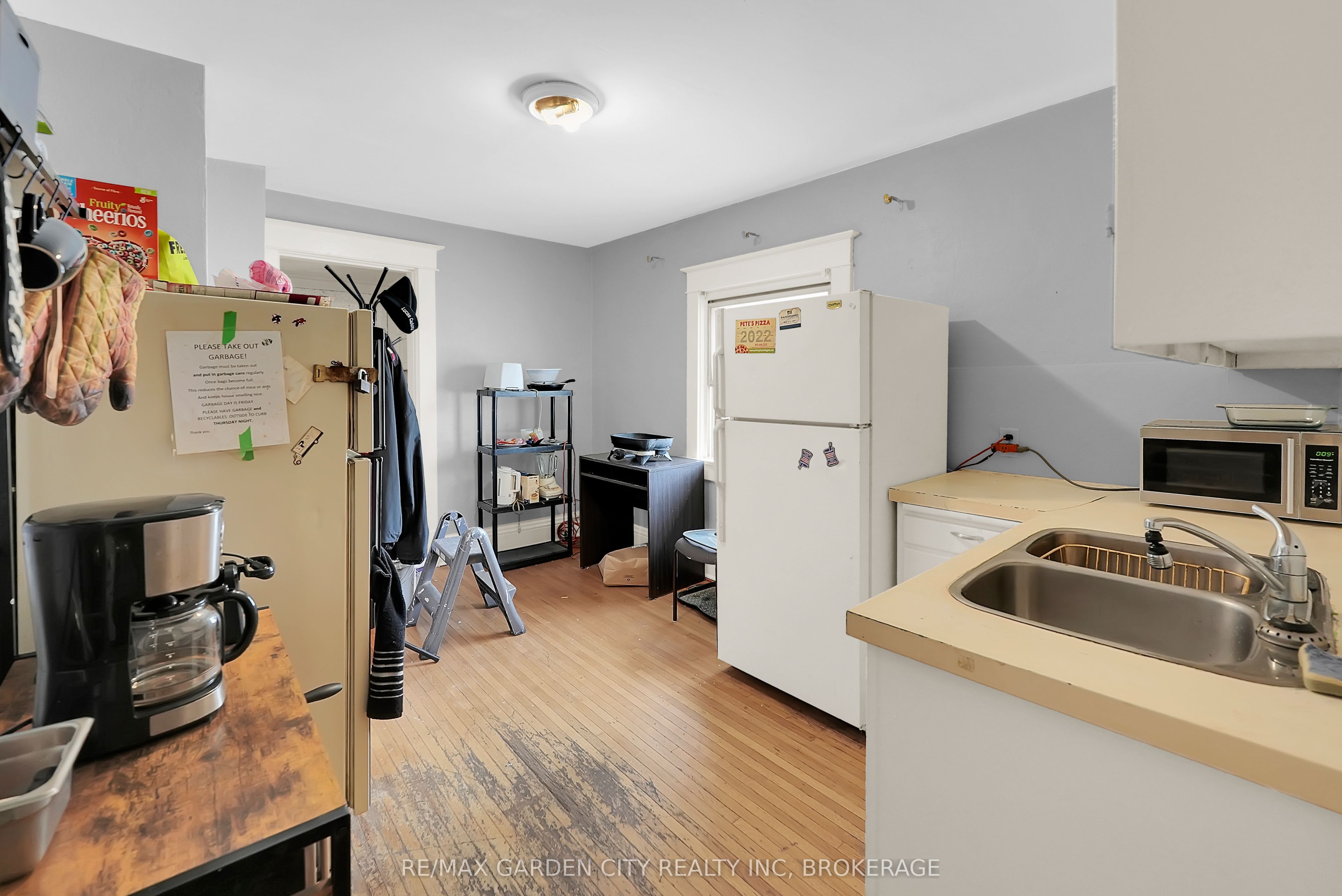 213 Geneva Street Property Photo 11