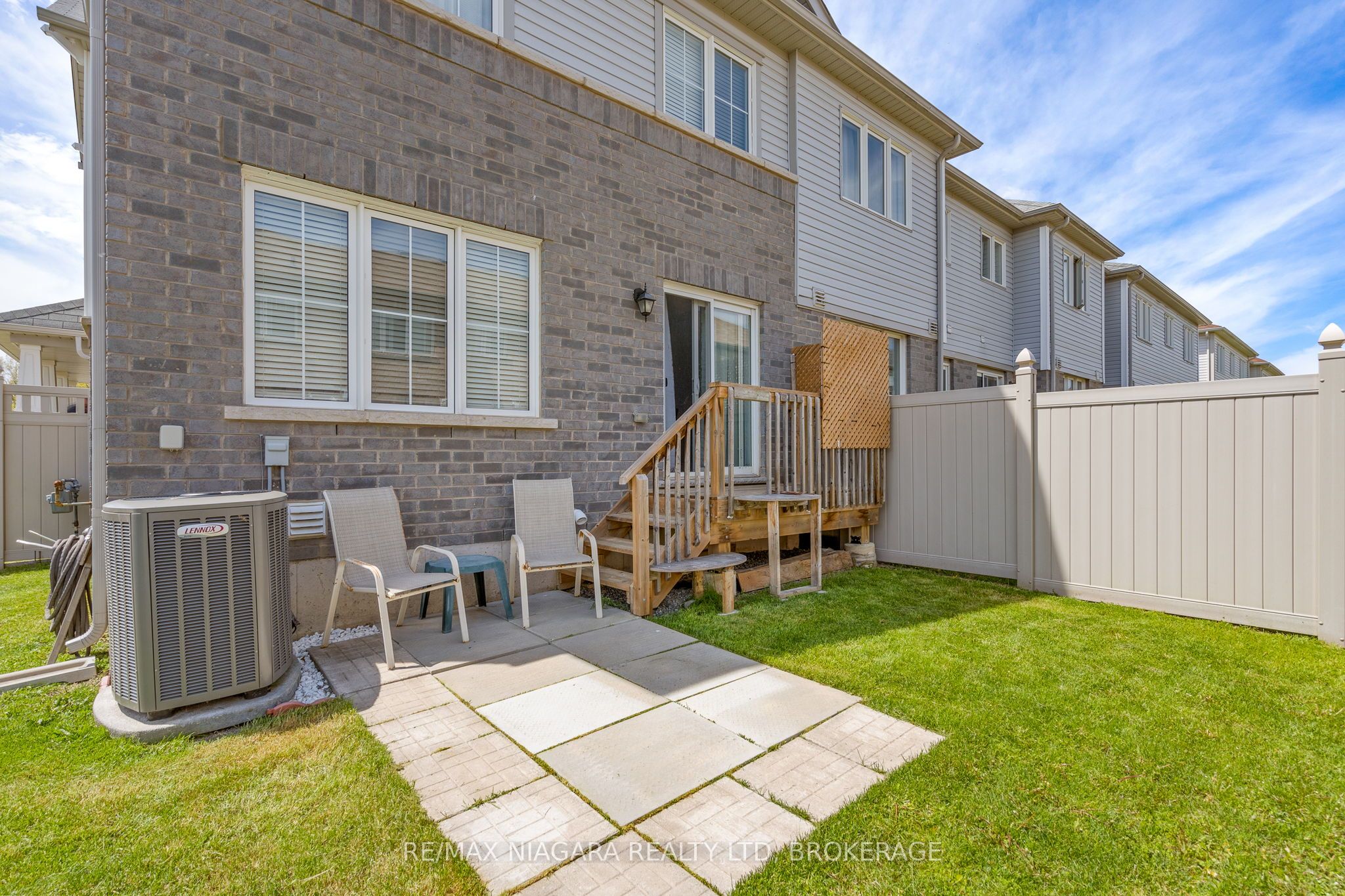 7782 Dockweed Drive Property Photo 7
