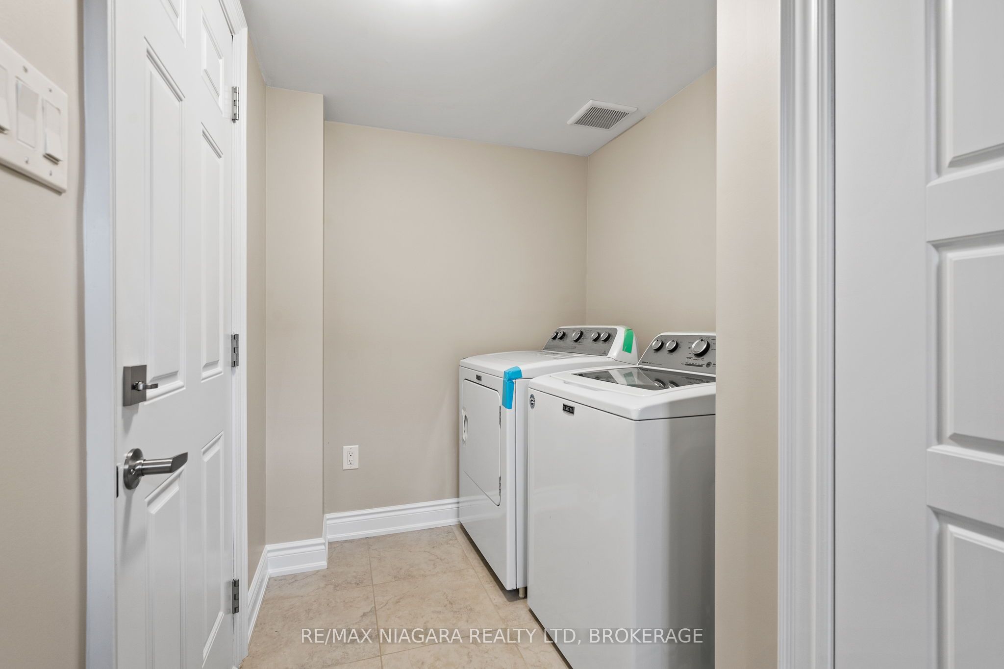 7782 Dockweed Drive Property Photo 18