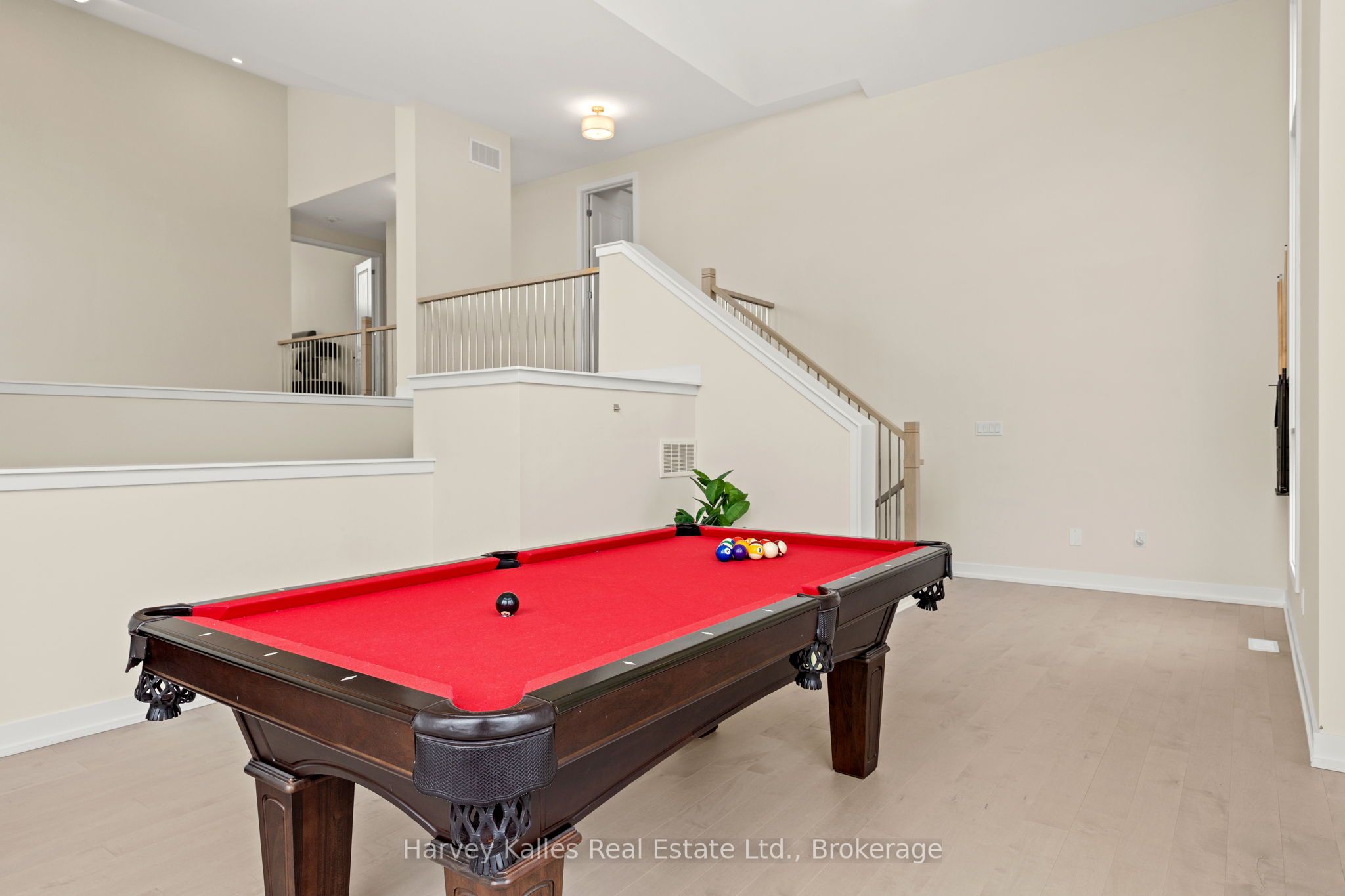 157 Springside Crescent Property Photo 17