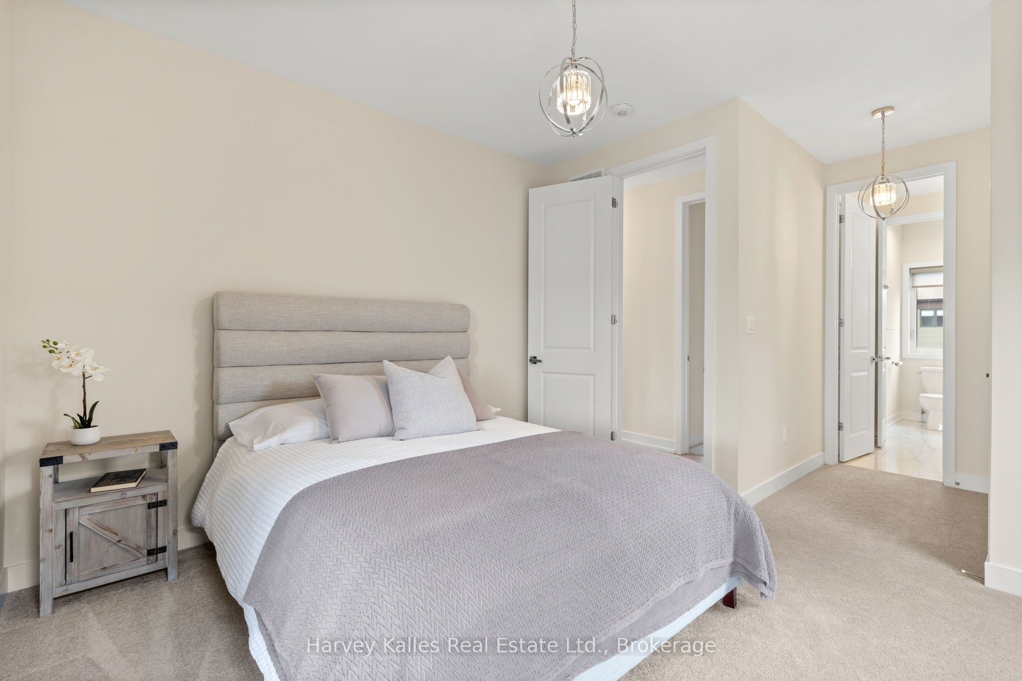157 Springside Crescent Property Photo 30