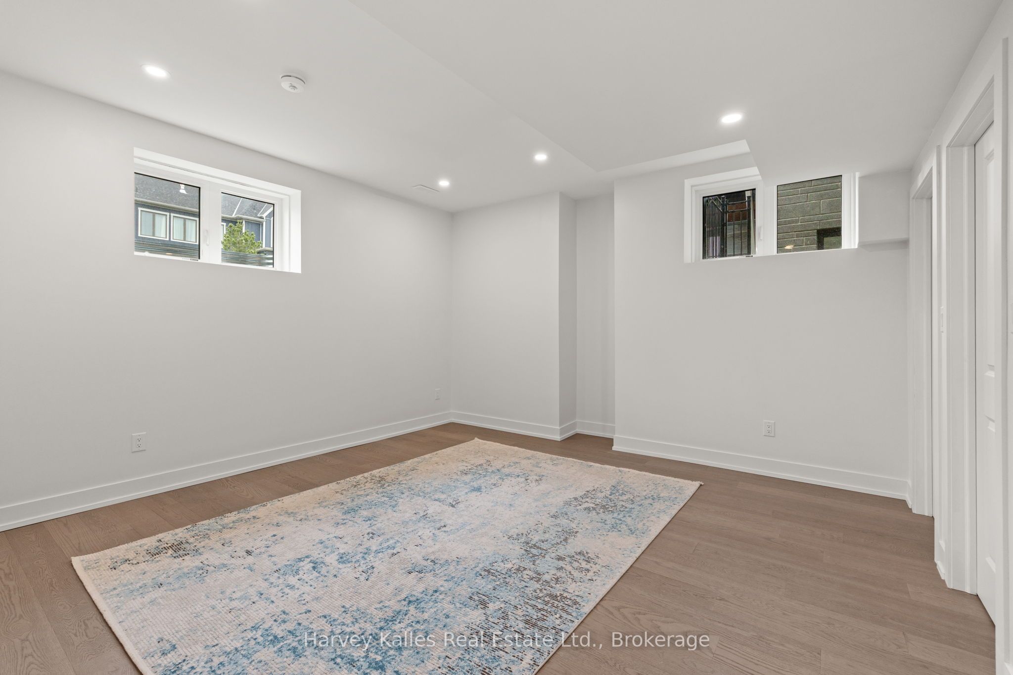 157 Springside Crescent Property Photo 38