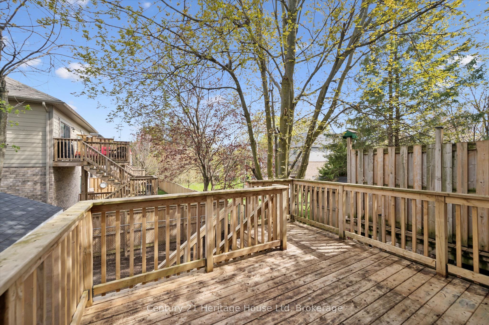 126 Forfar Street E Property Photo 34