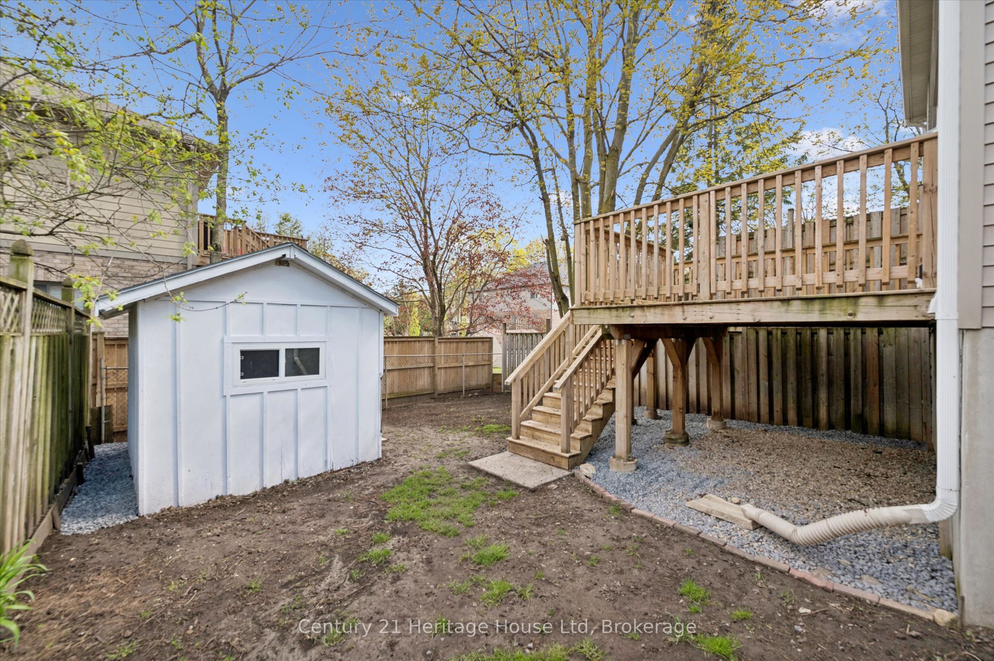 126 Forfar Street E Property Photo 35