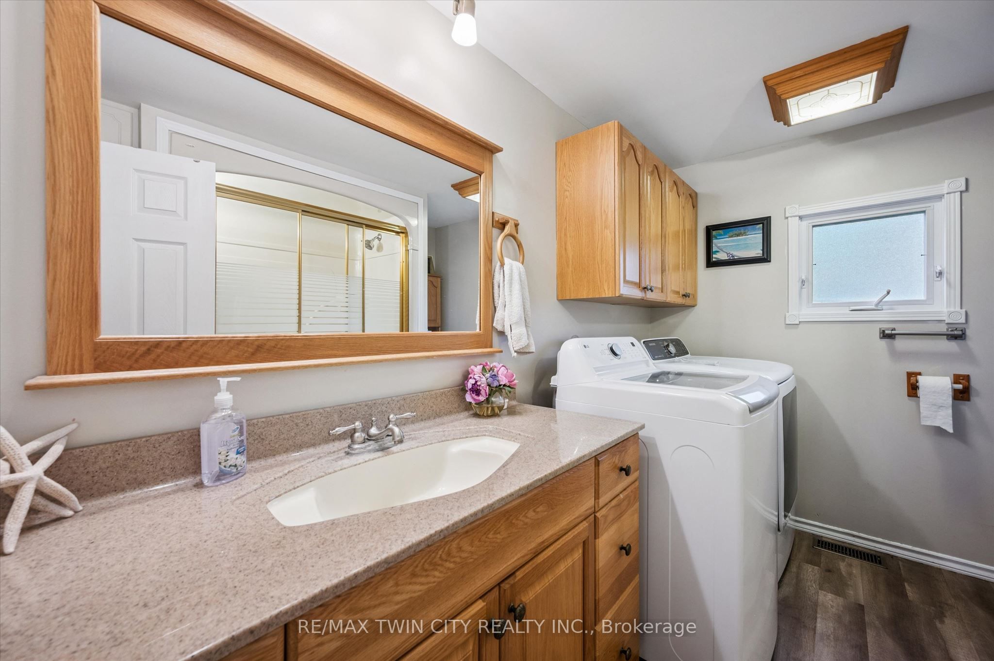 1294 8th Concession Road W Property Photo 17