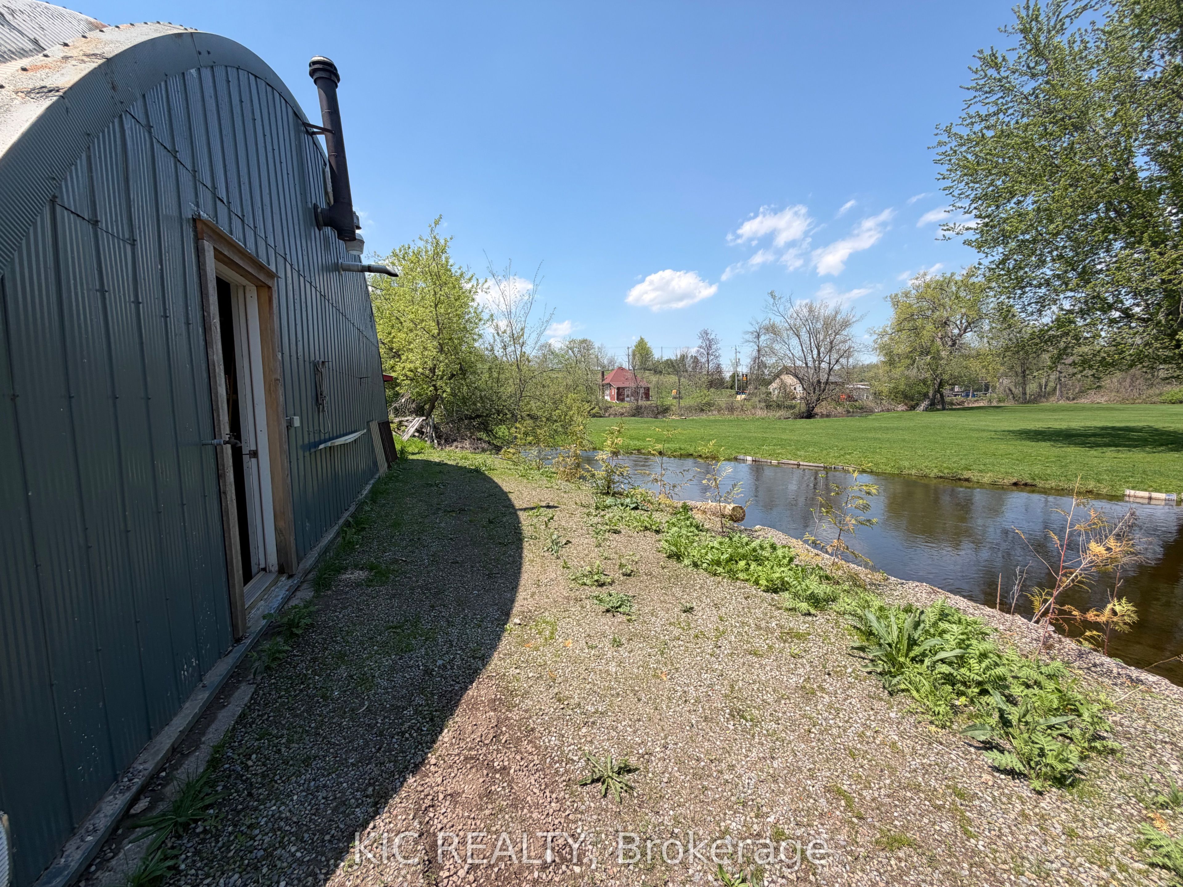 16 Cedar Street Property Photo 10
