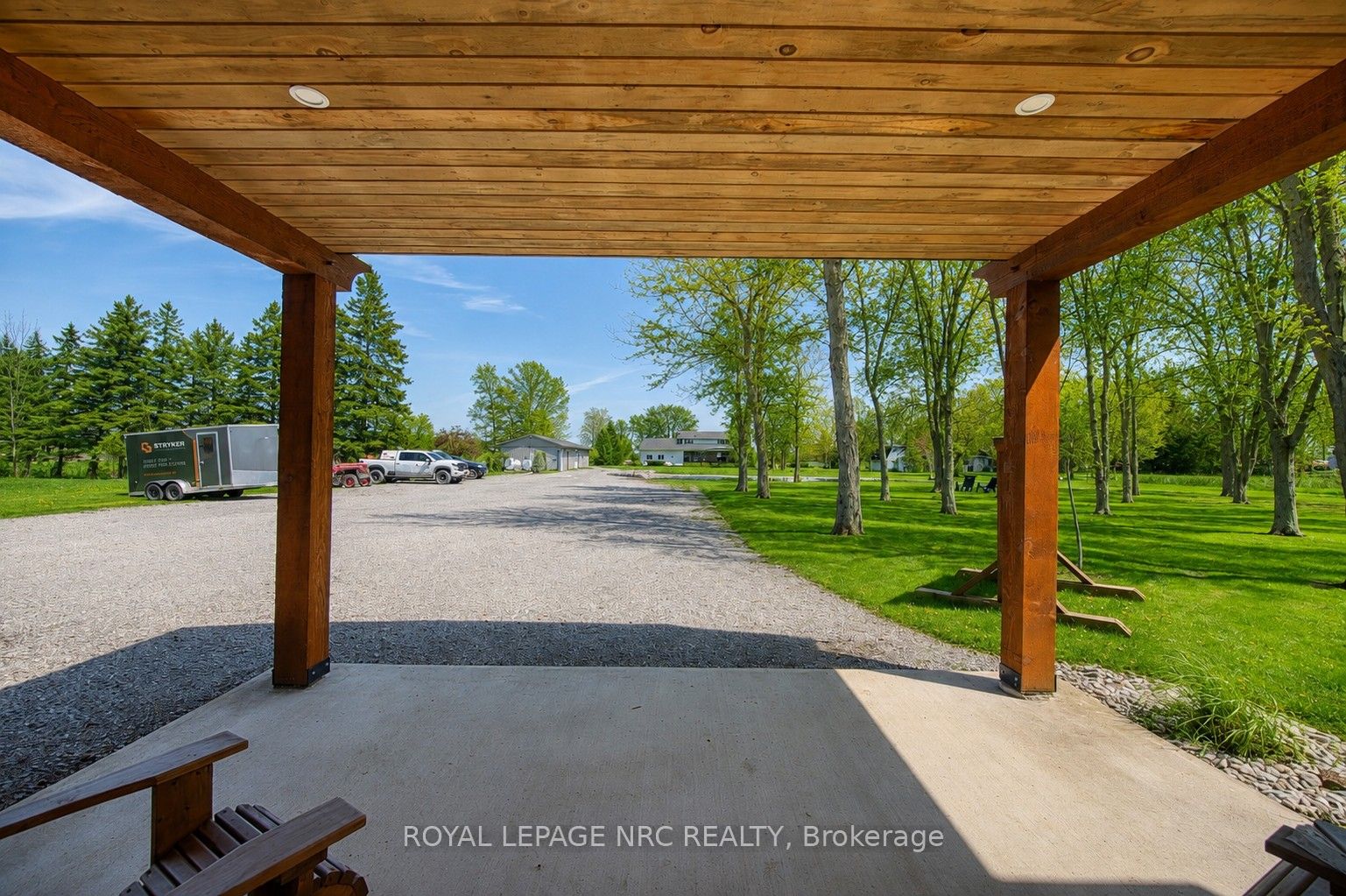 53616 Smith Road Property Photo 6