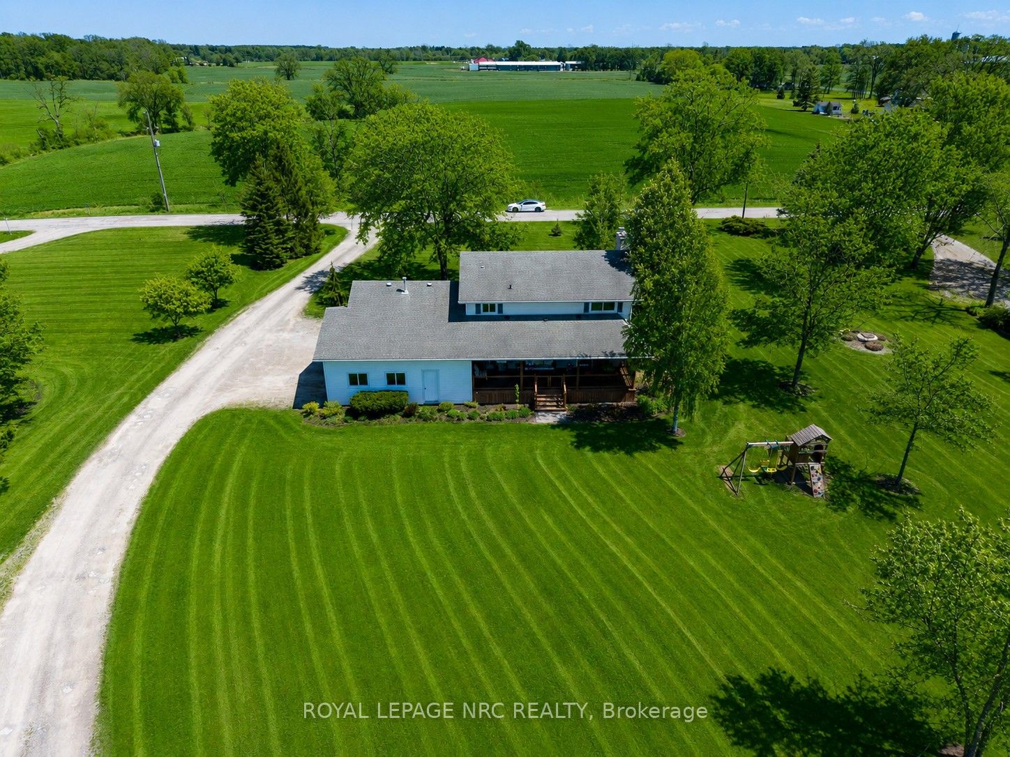53616 Smith Road Property Photo 12