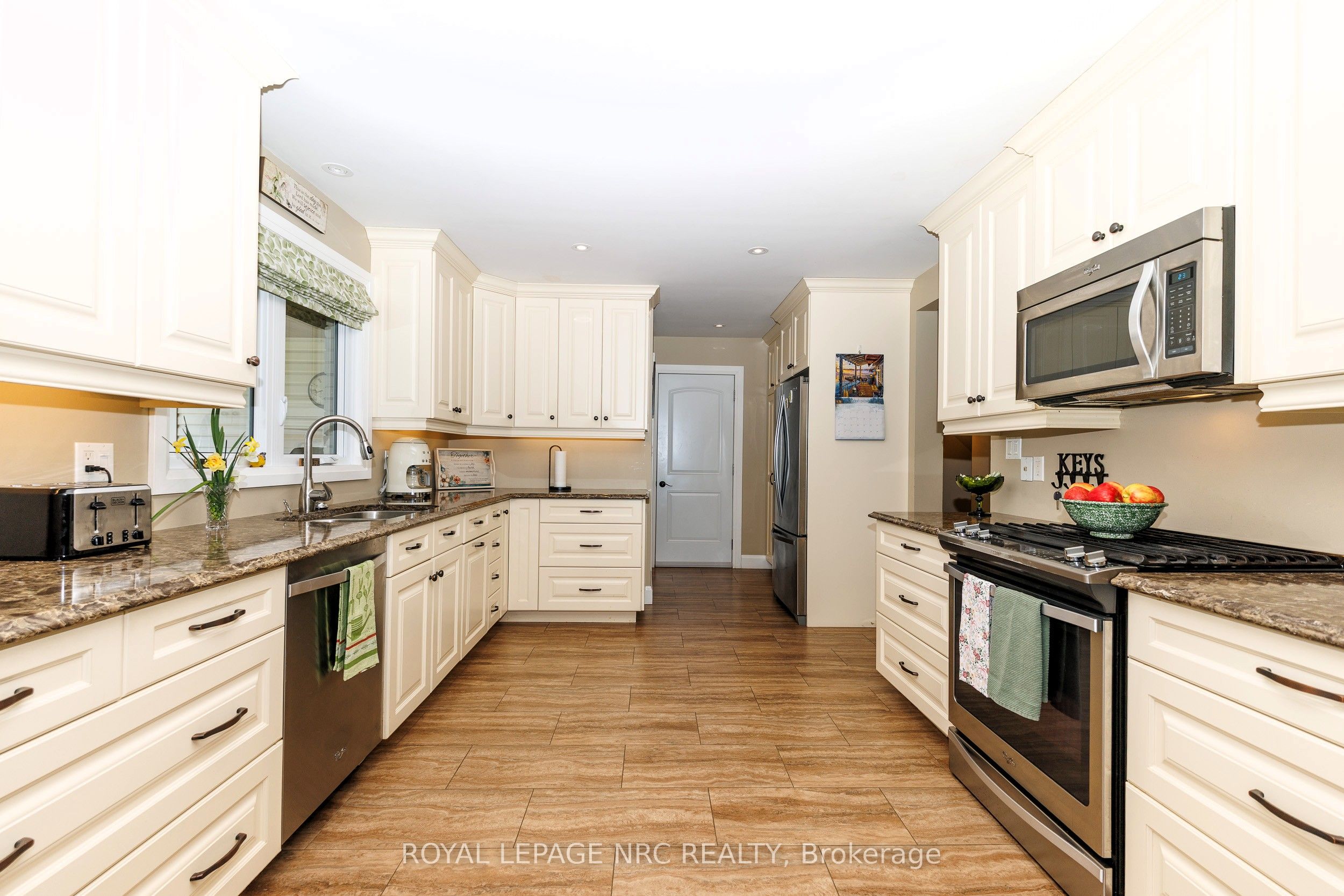 53616 Smith Road Property Photo 26