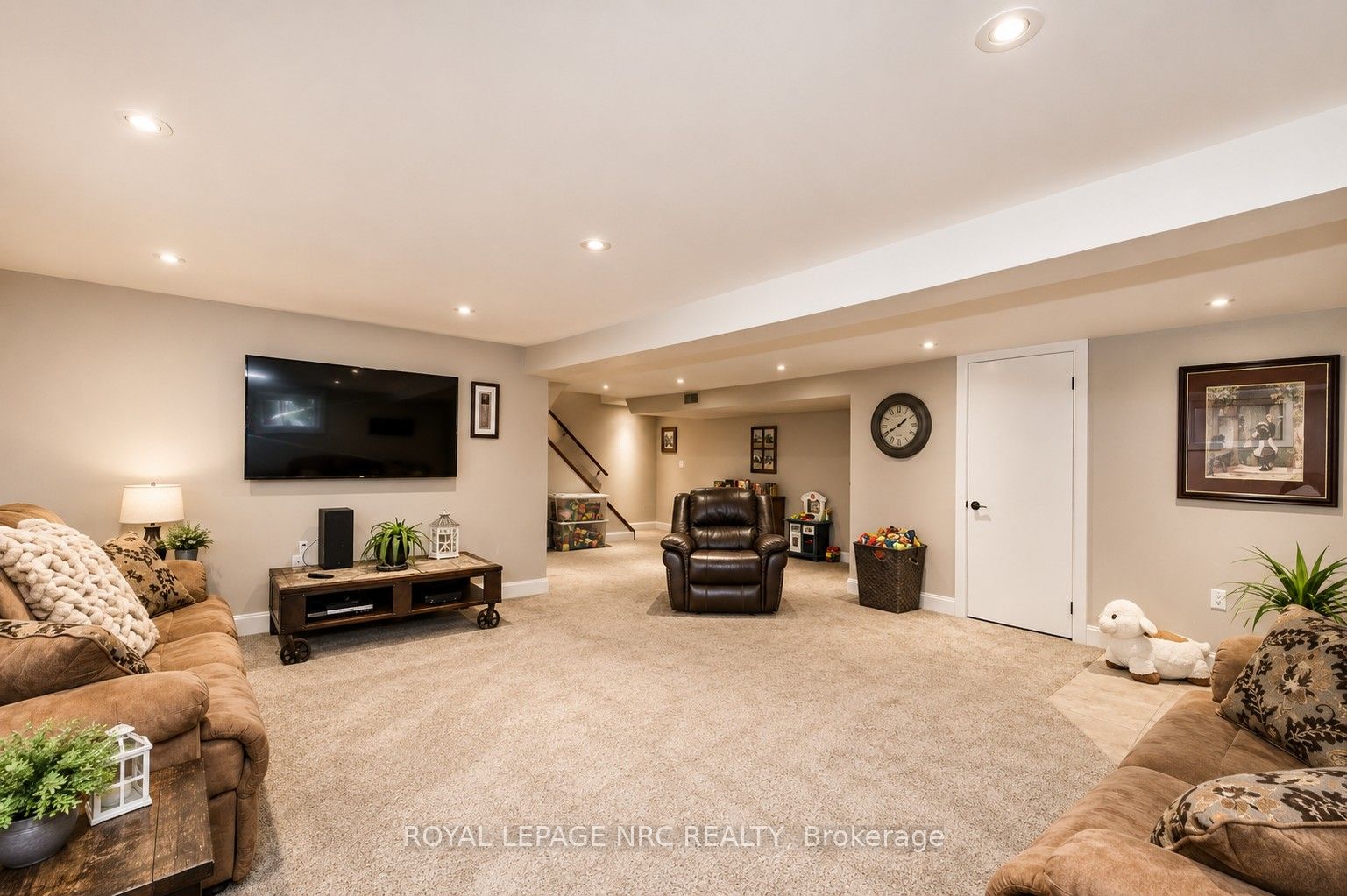 53616 Smith Road Property Photo 47