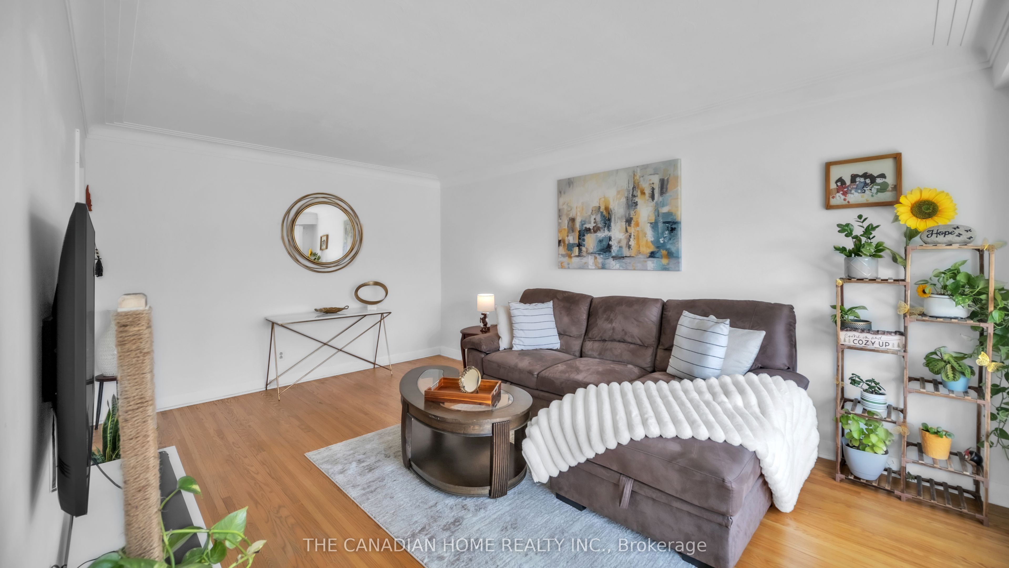196 Tuxedo Avenue Property Photo 4