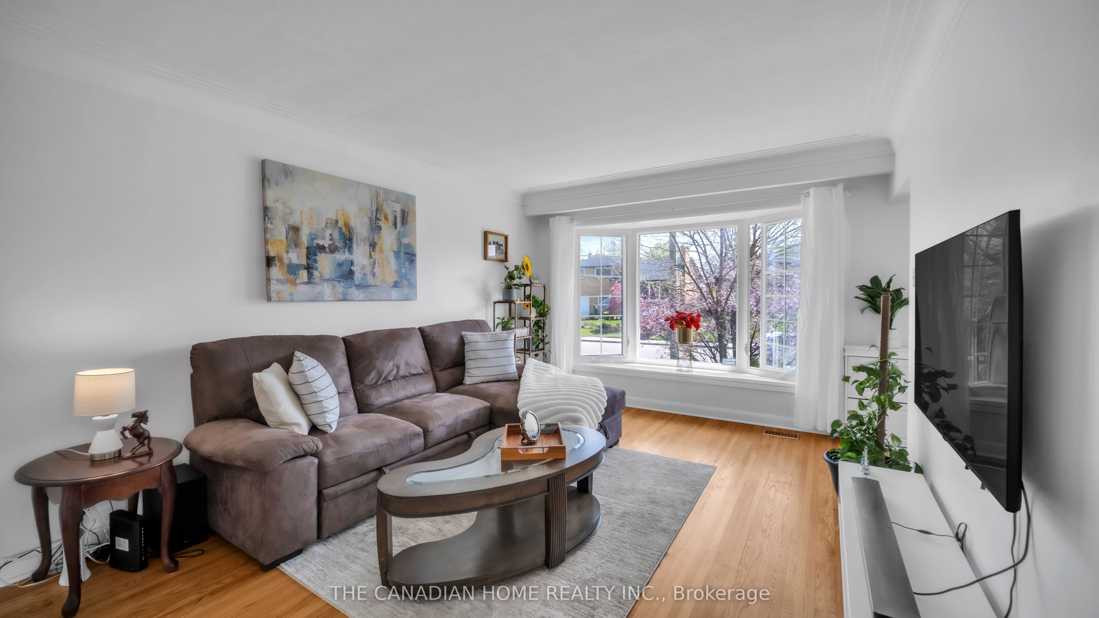 196 Tuxedo Avenue Property Photo 5