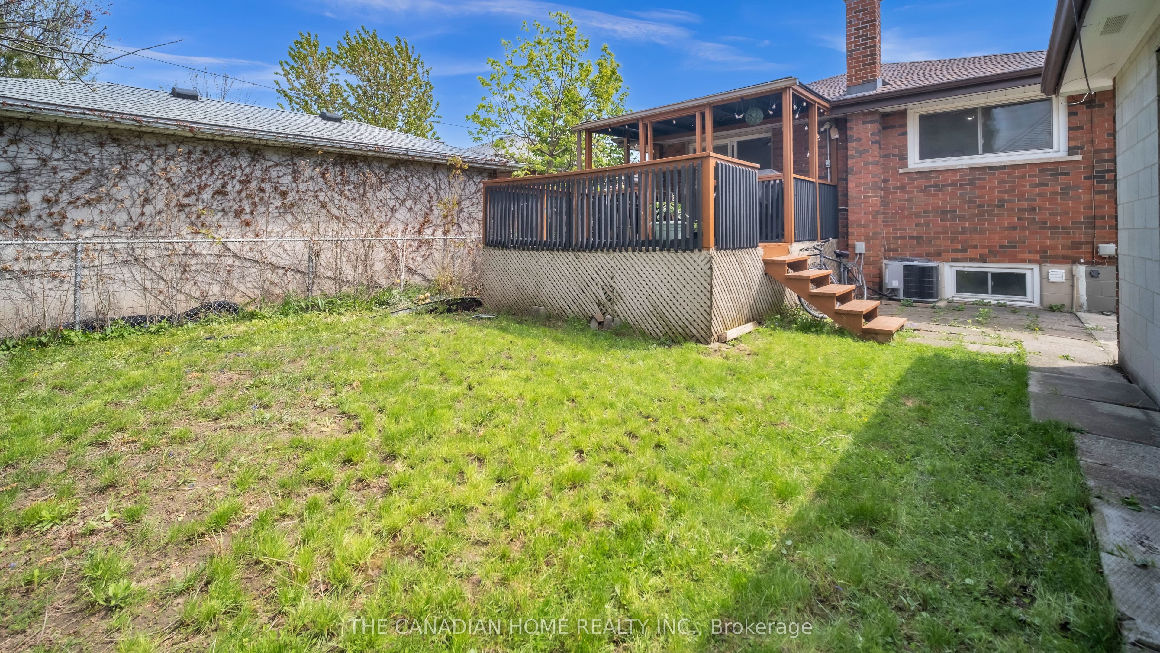 196 Tuxedo Avenue Property Photo 22