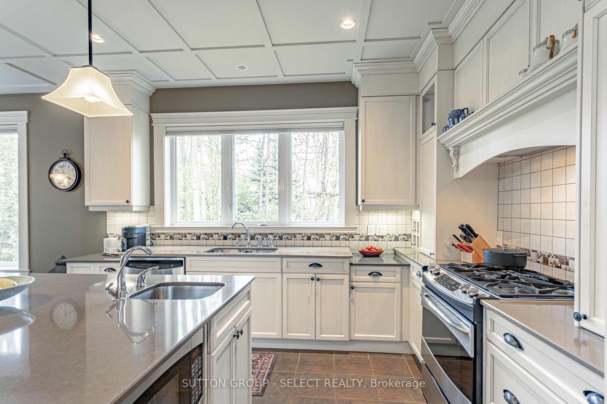 4 Hayter Drive Property Photo 15