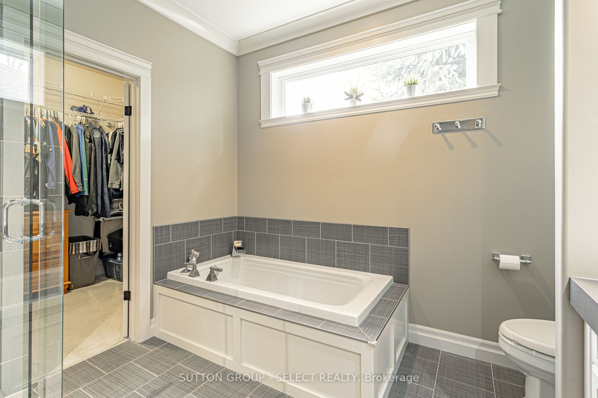 4 Hayter Drive Property Photo 23