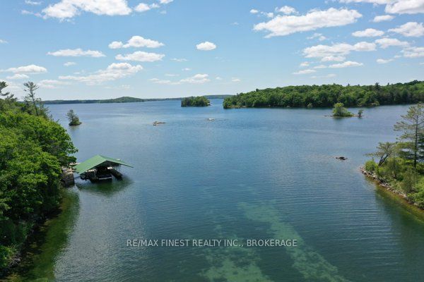 14 Downie Island Property Photo 6