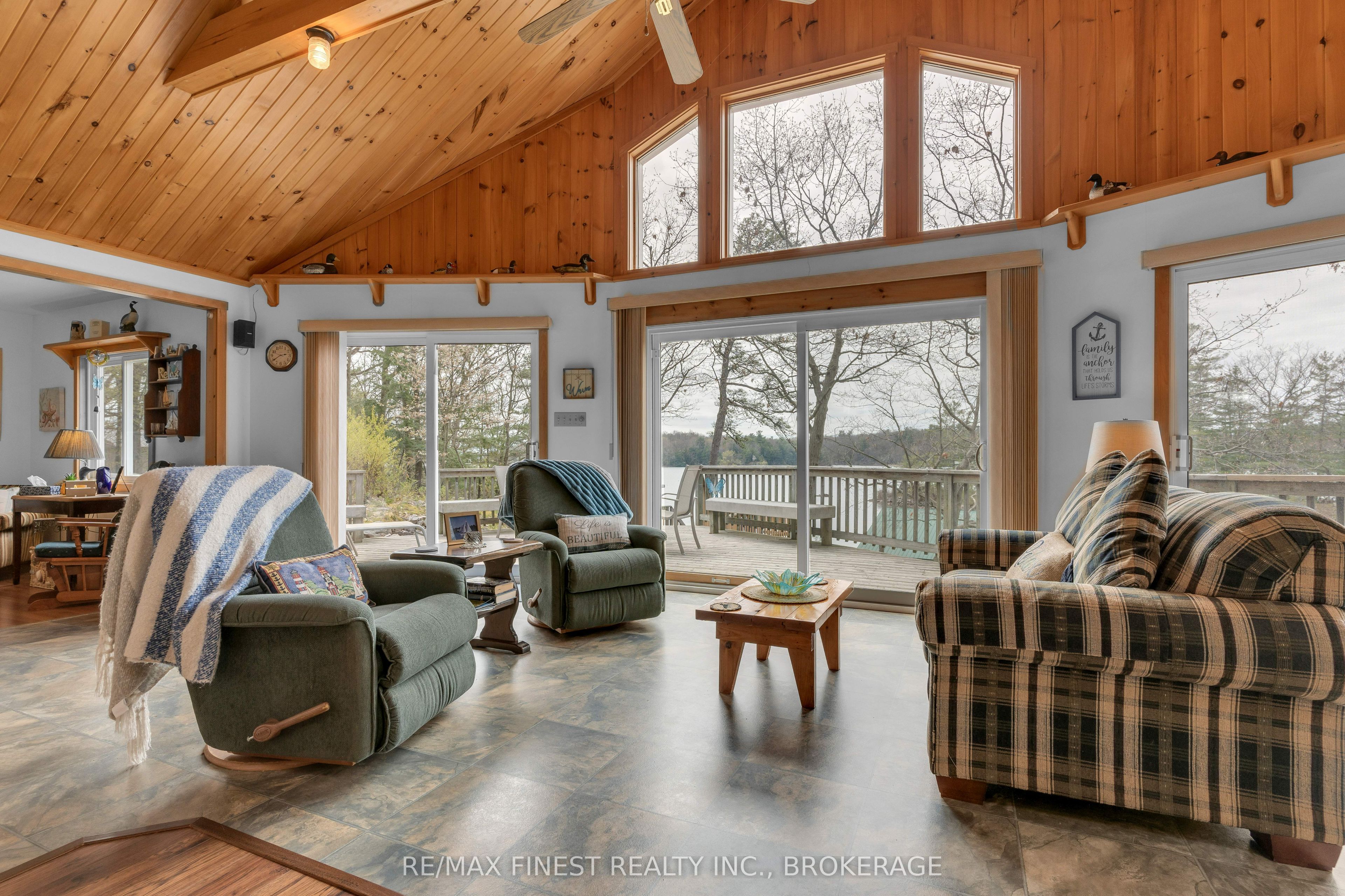 14 Downie Island Property Photo 7