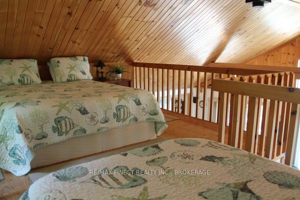 14 Downie Island Property Photo 24