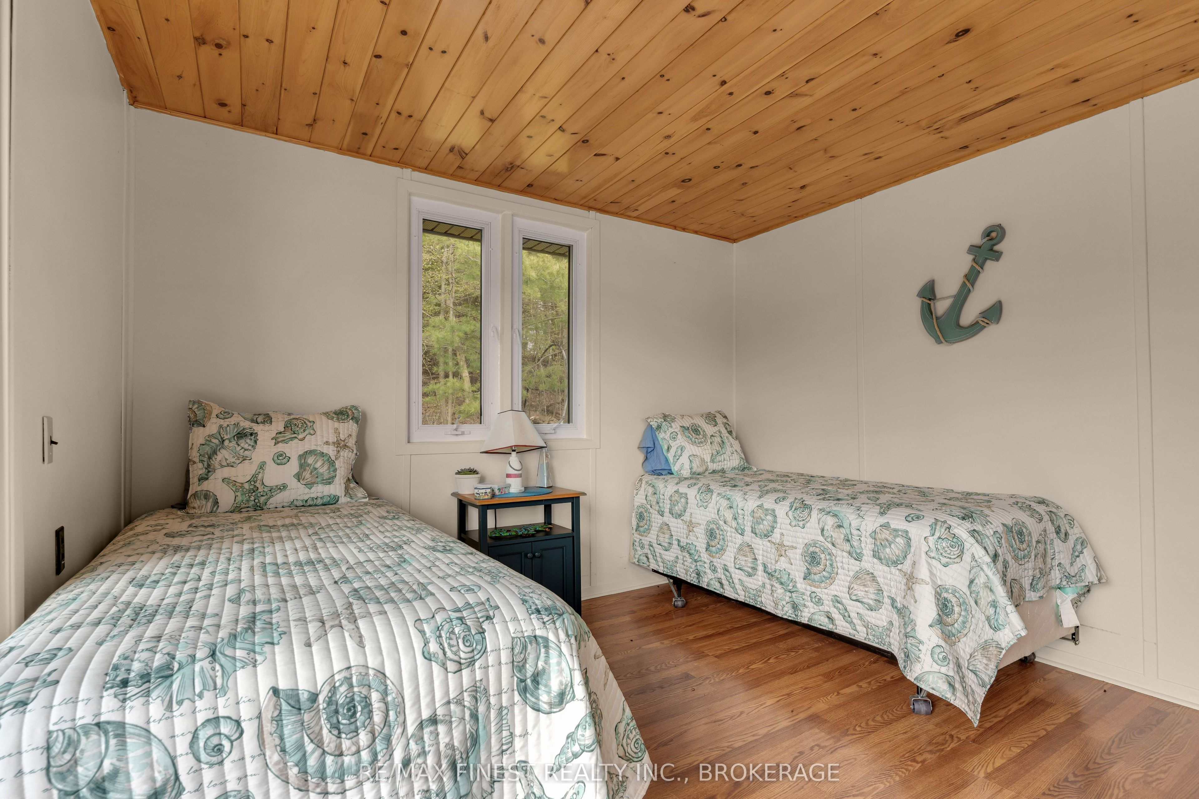 14 Downie Island Property Photo 28