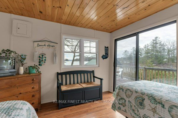 14 Downie Island Property Photo 30