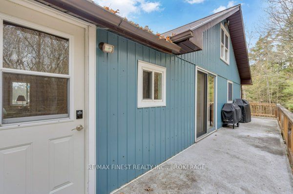 14 Downie Island Property Photo 32