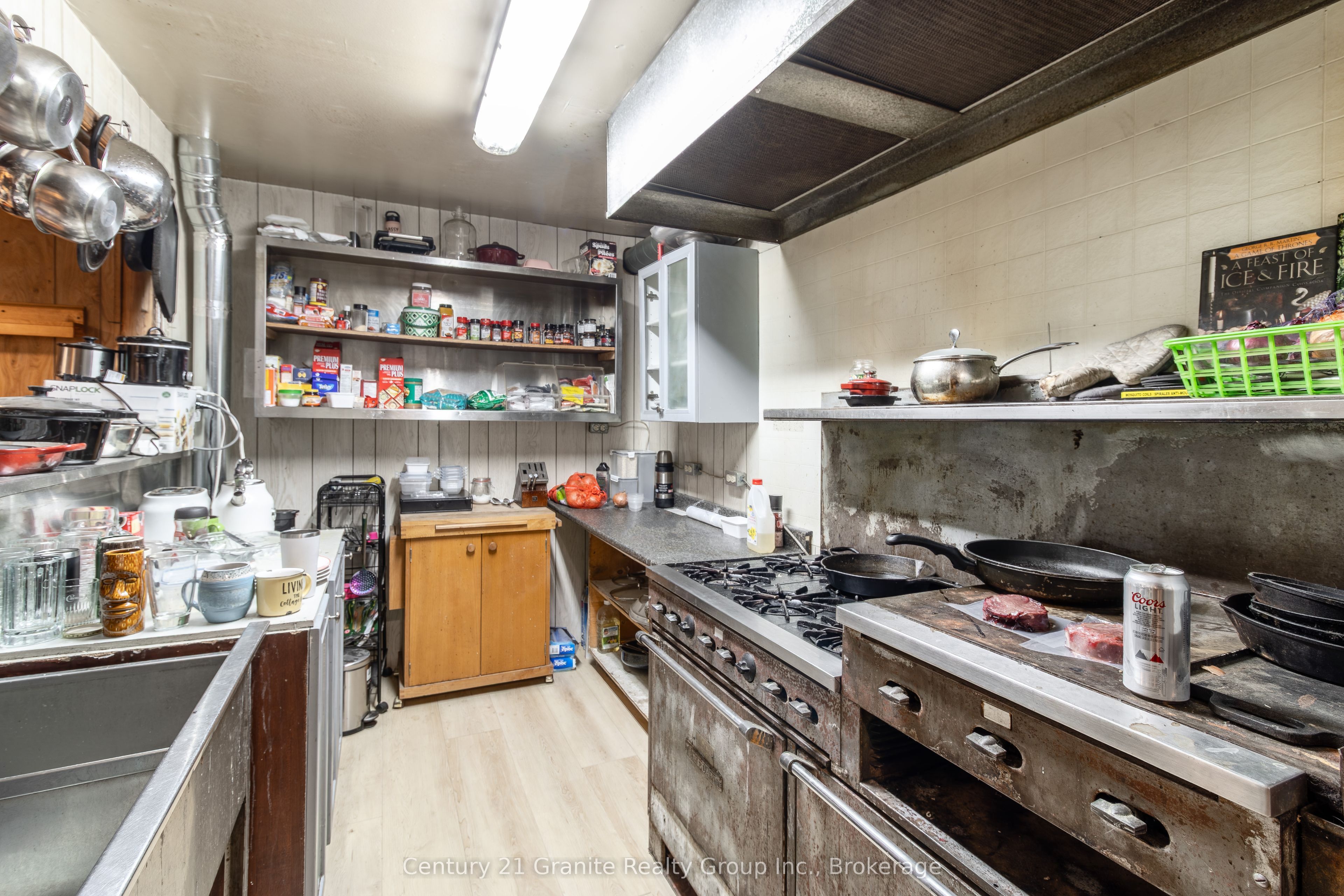17812 Highway 35 Property Photo 4