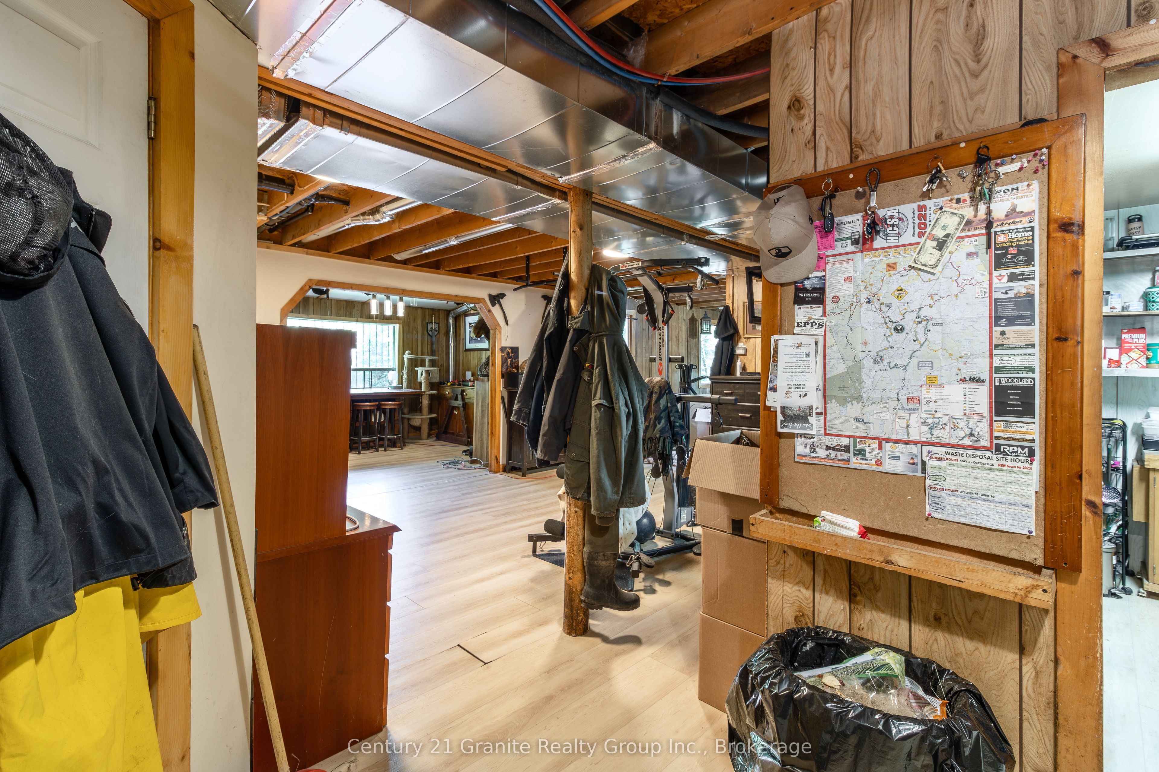 17812 Highway 35 Property Photo 6