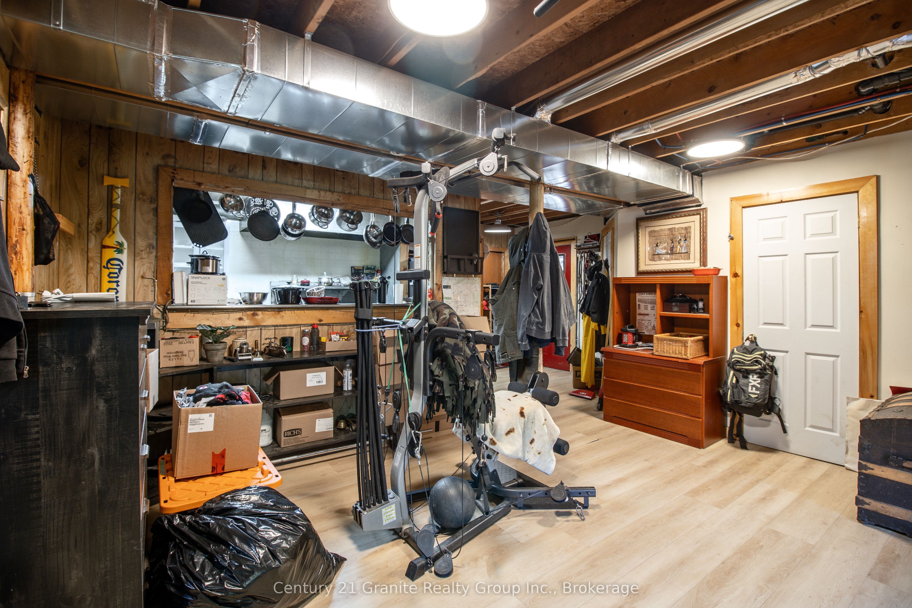 17812 Highway 35 Property Photo 8