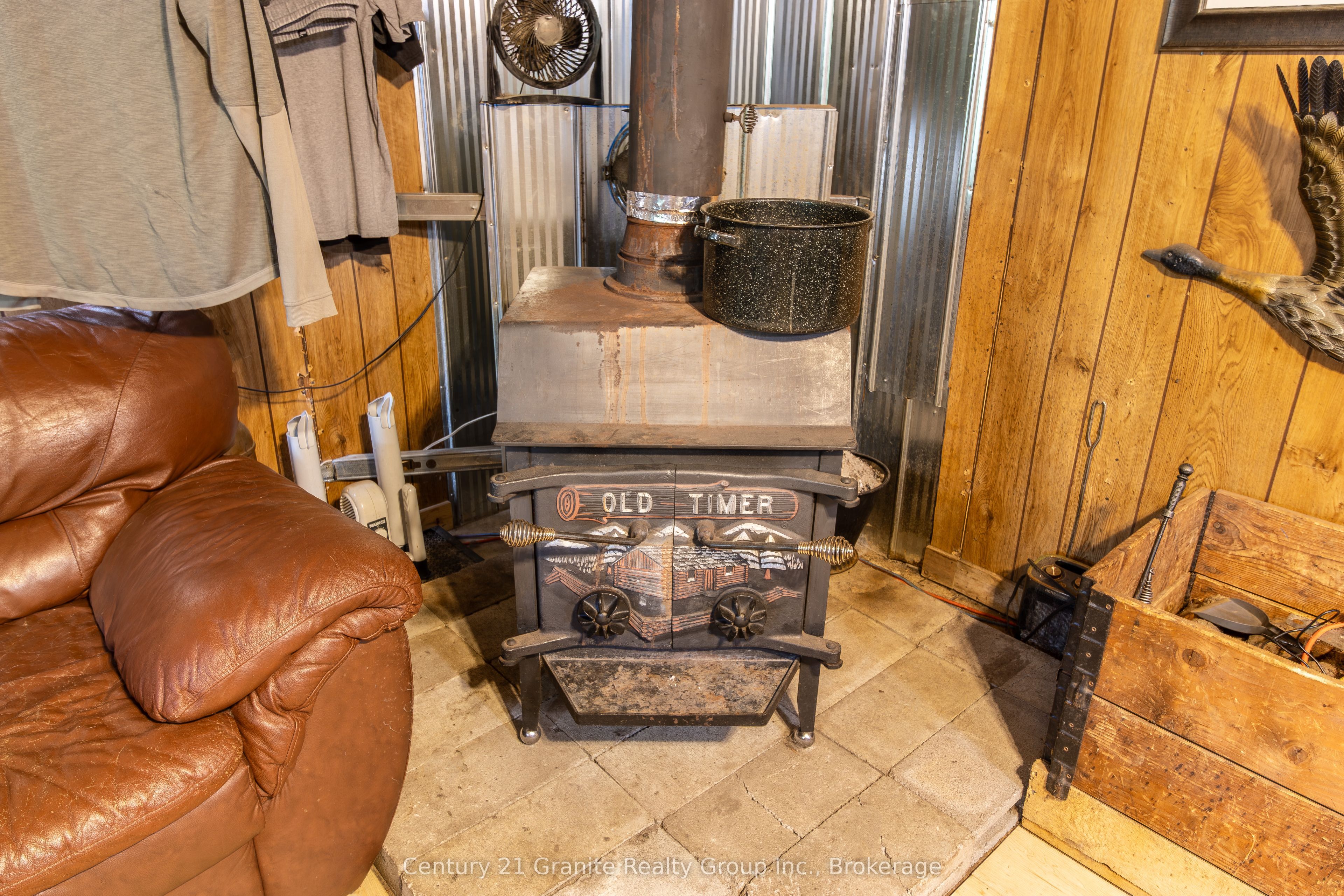 17812 Highway 35 Property Photo 11