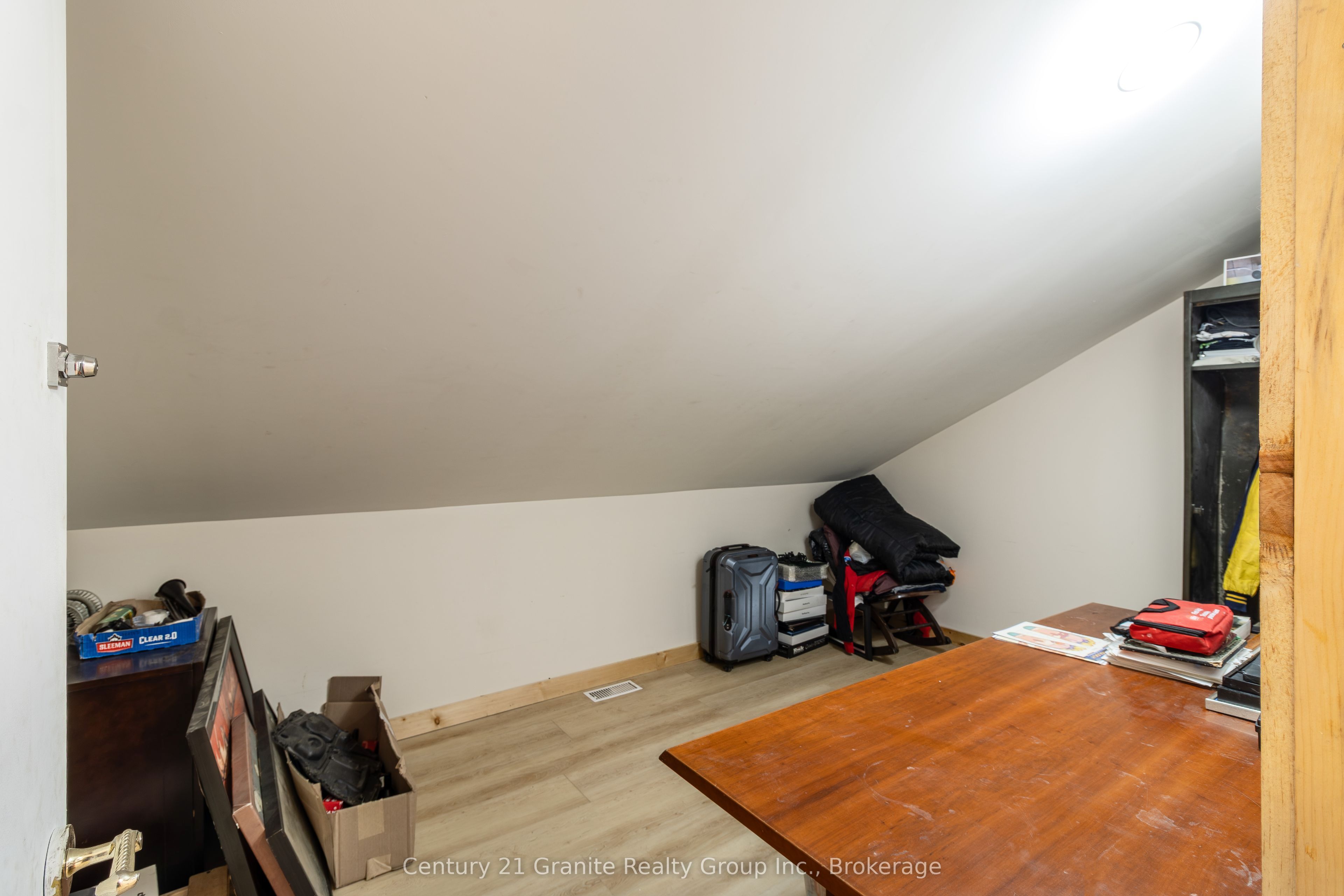 17812 Highway 35 Property Photo 17